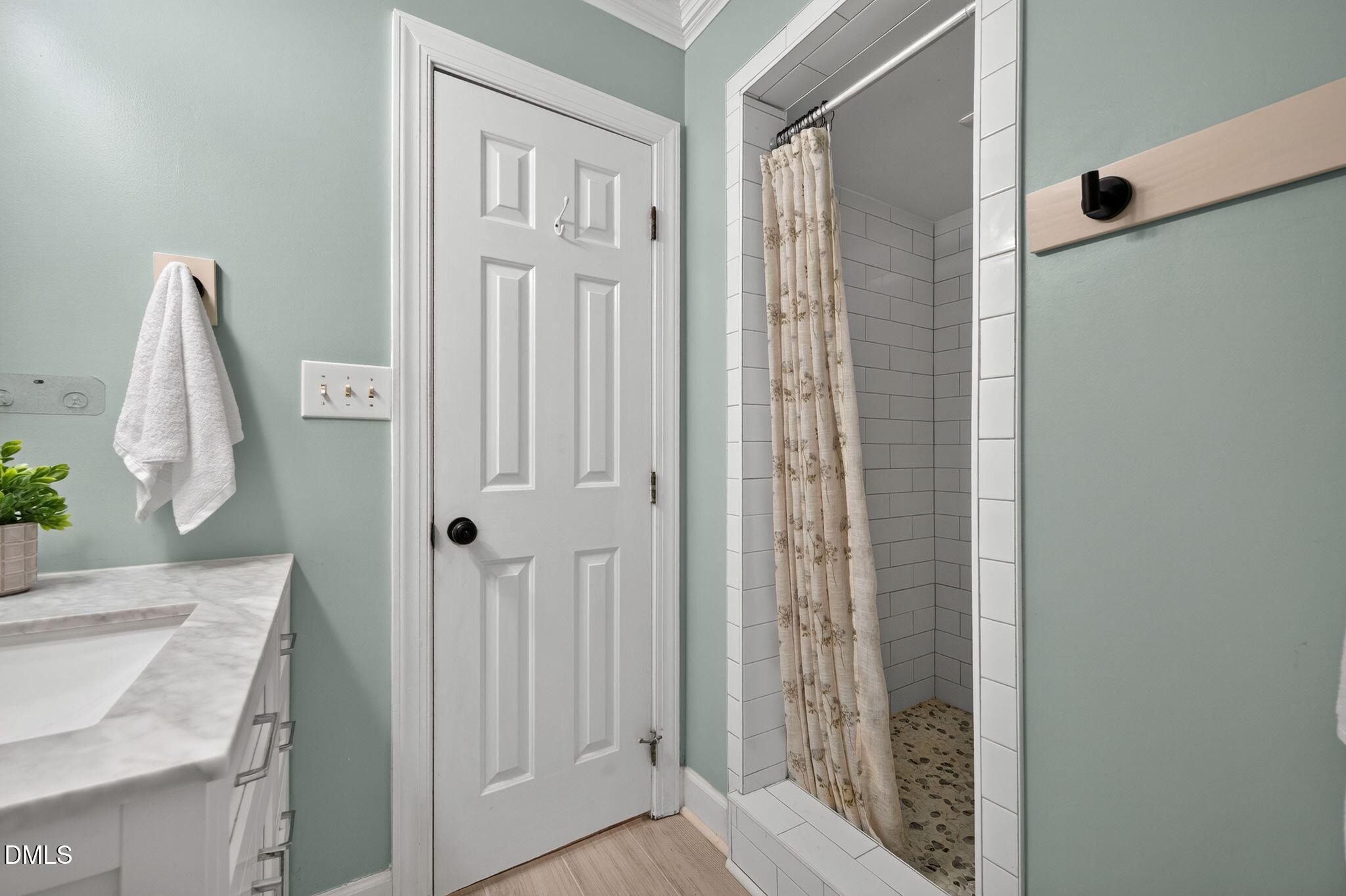 7105 Glendower Road Property Photo 24