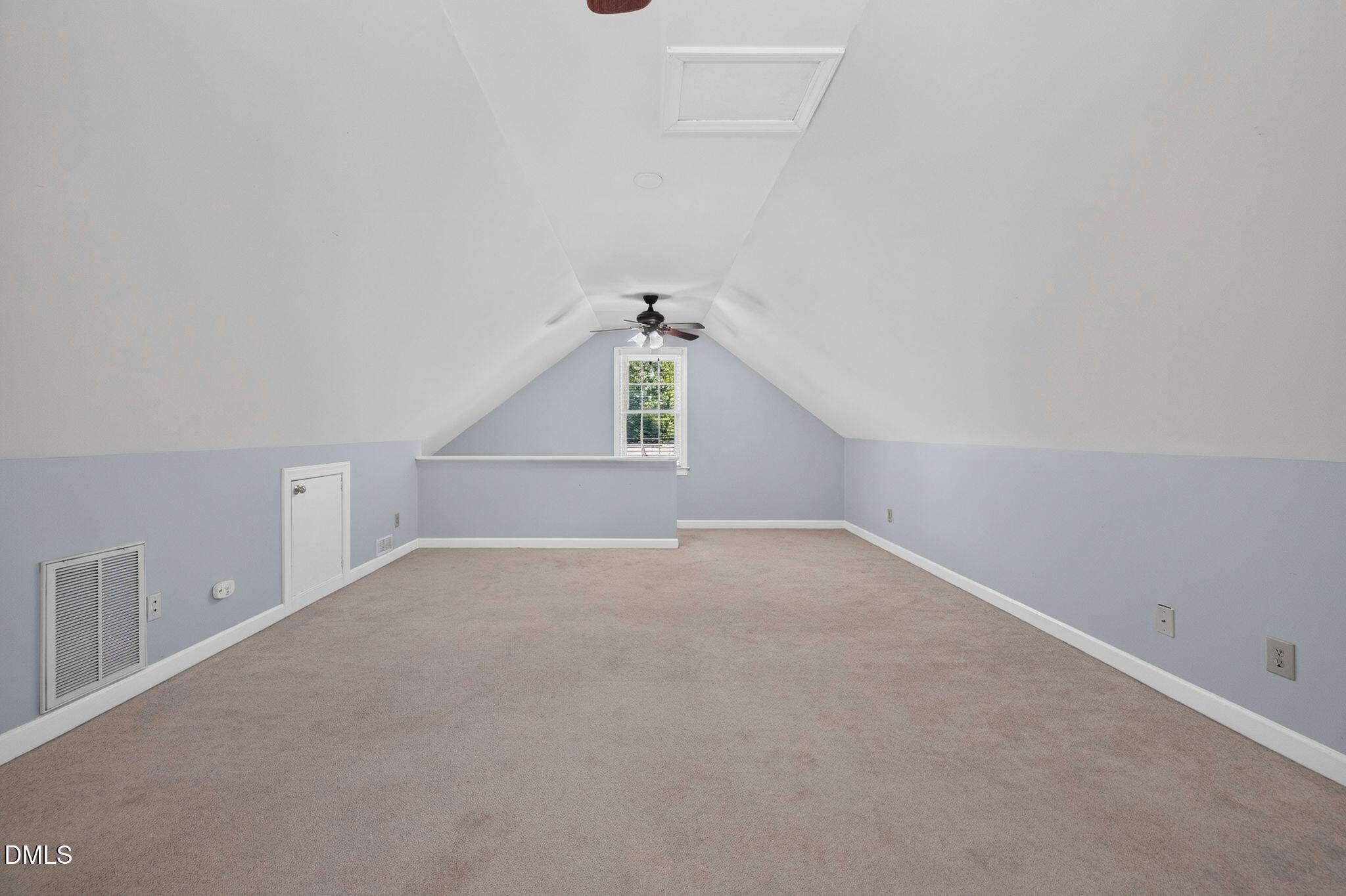 7105 Glendower Road Property Photo 32