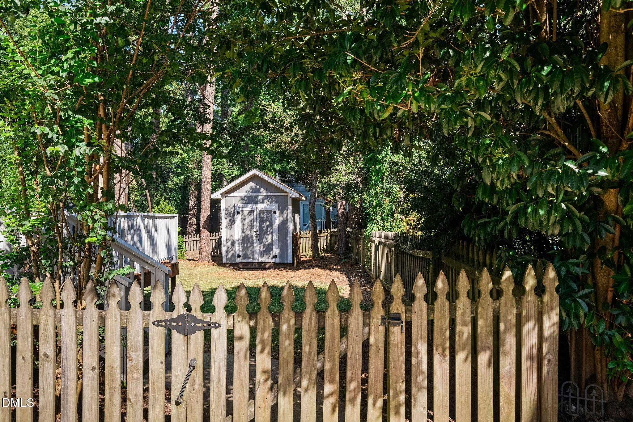 7105 Glendower Road Property Photo 39