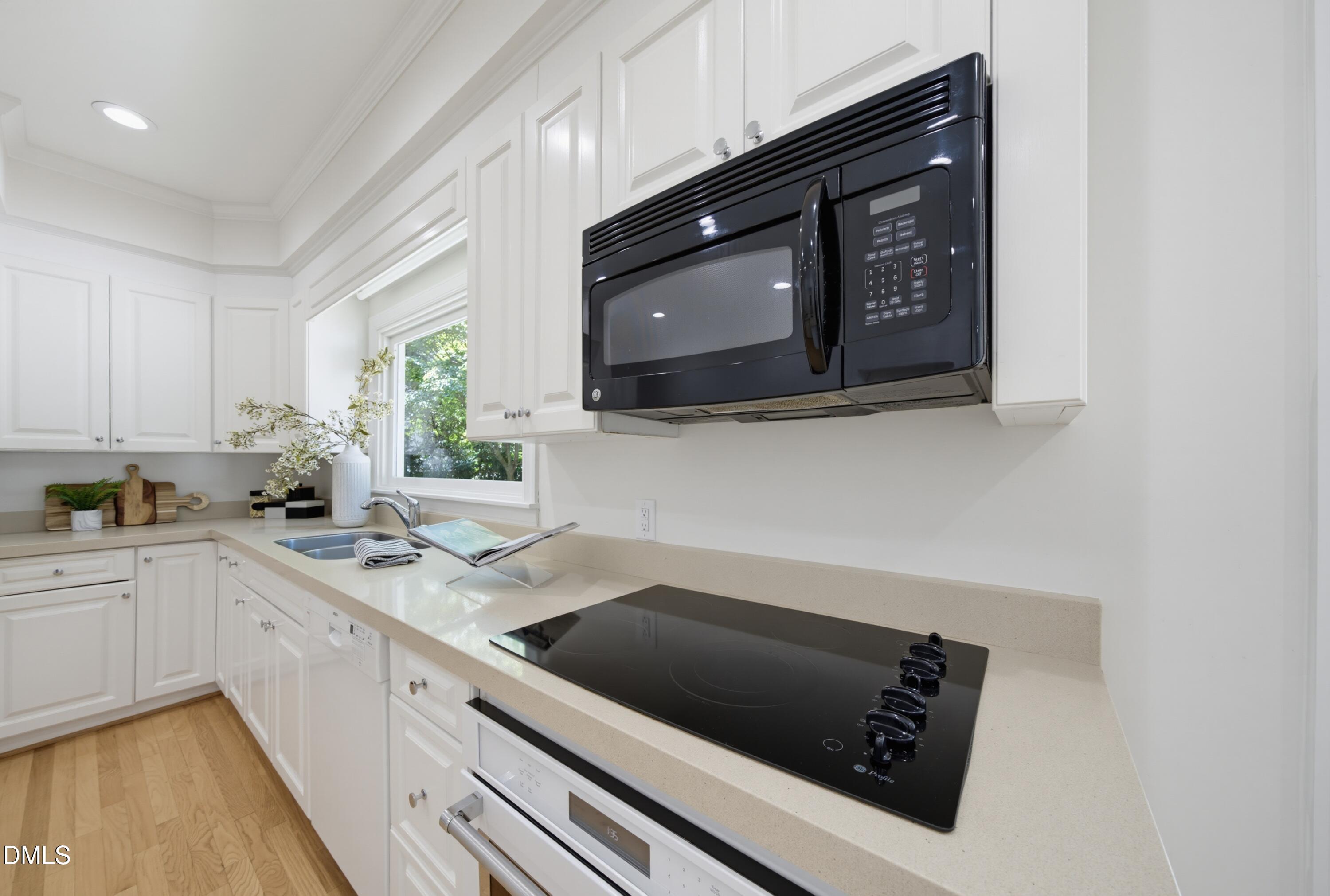 8 Sedgewood Road Property Photo 12