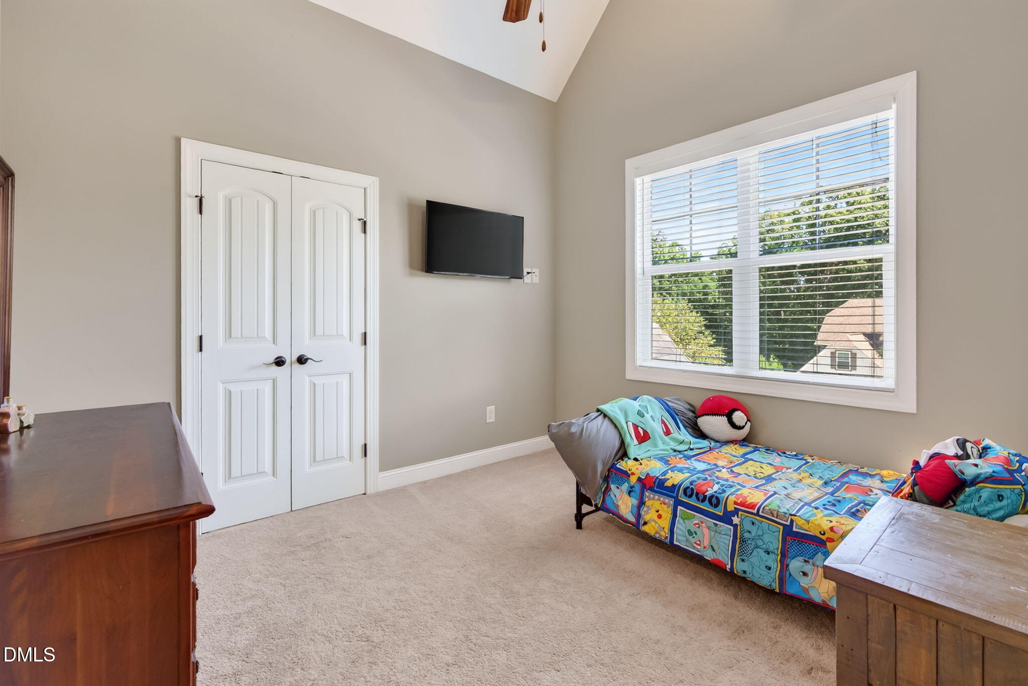 5520 Fantasy Moth Drive Property Photo 18