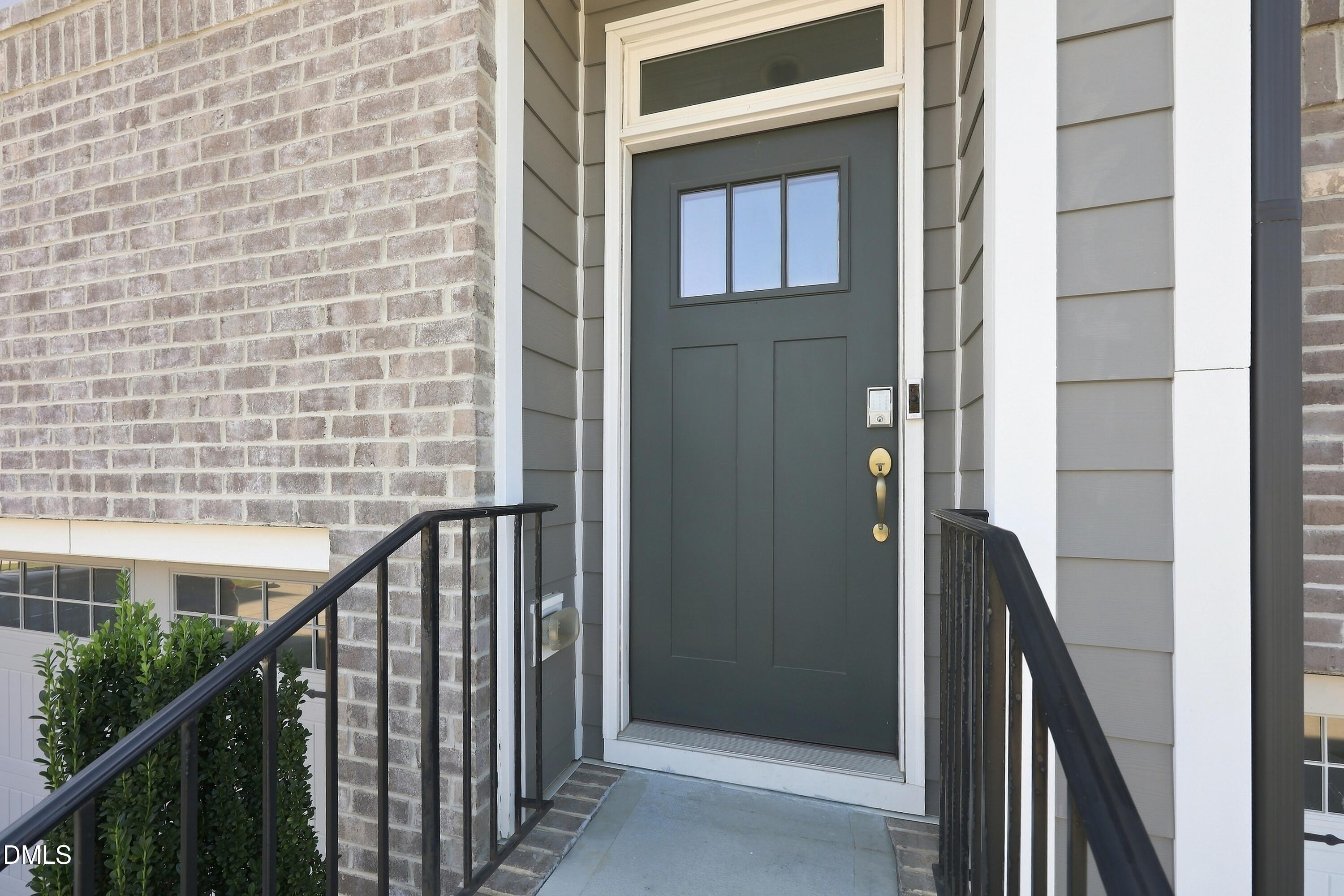 939 Dalton Ridge Place Property Photo 2
