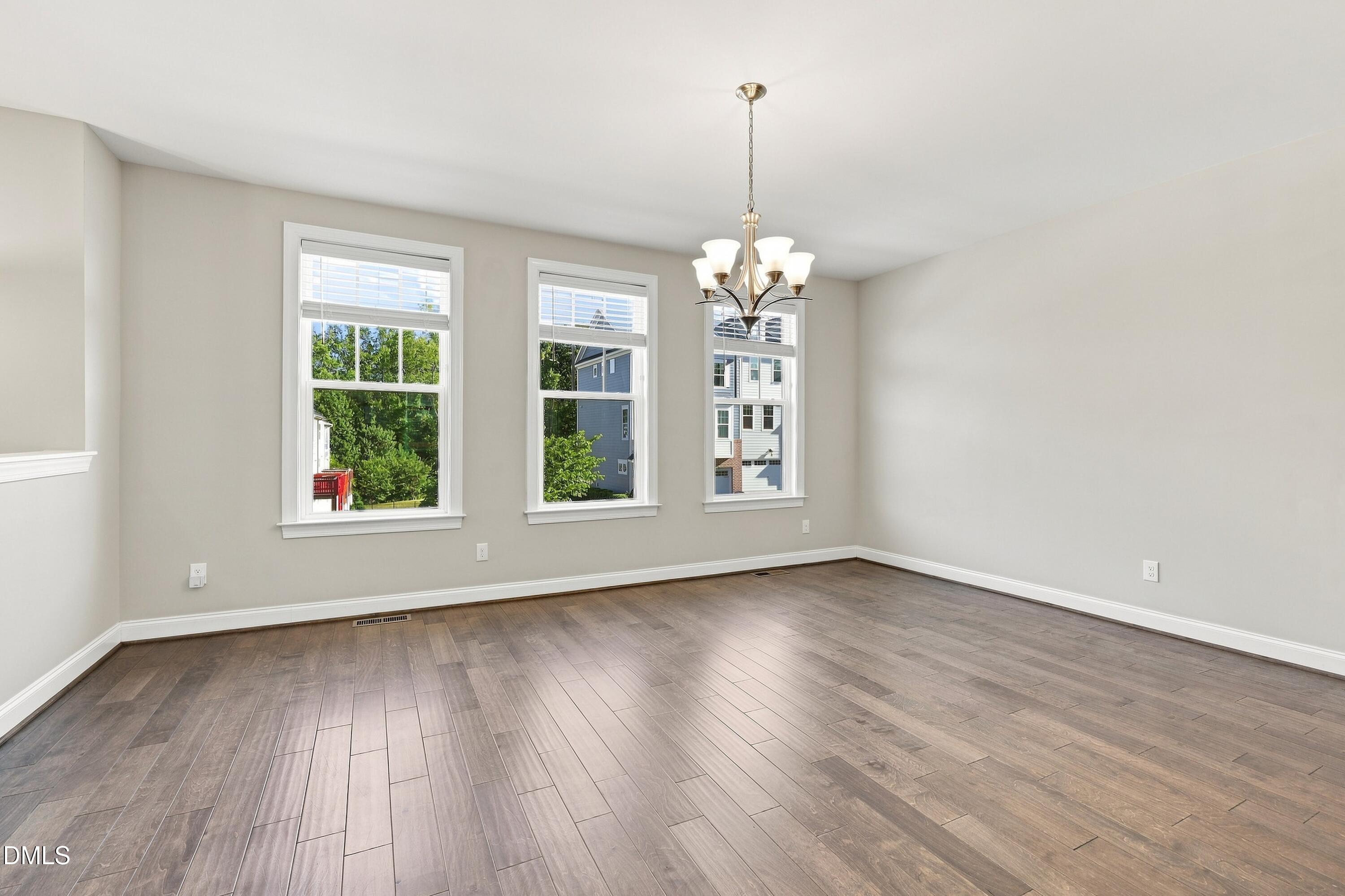 939 Dalton Ridge Place Property Photo 7