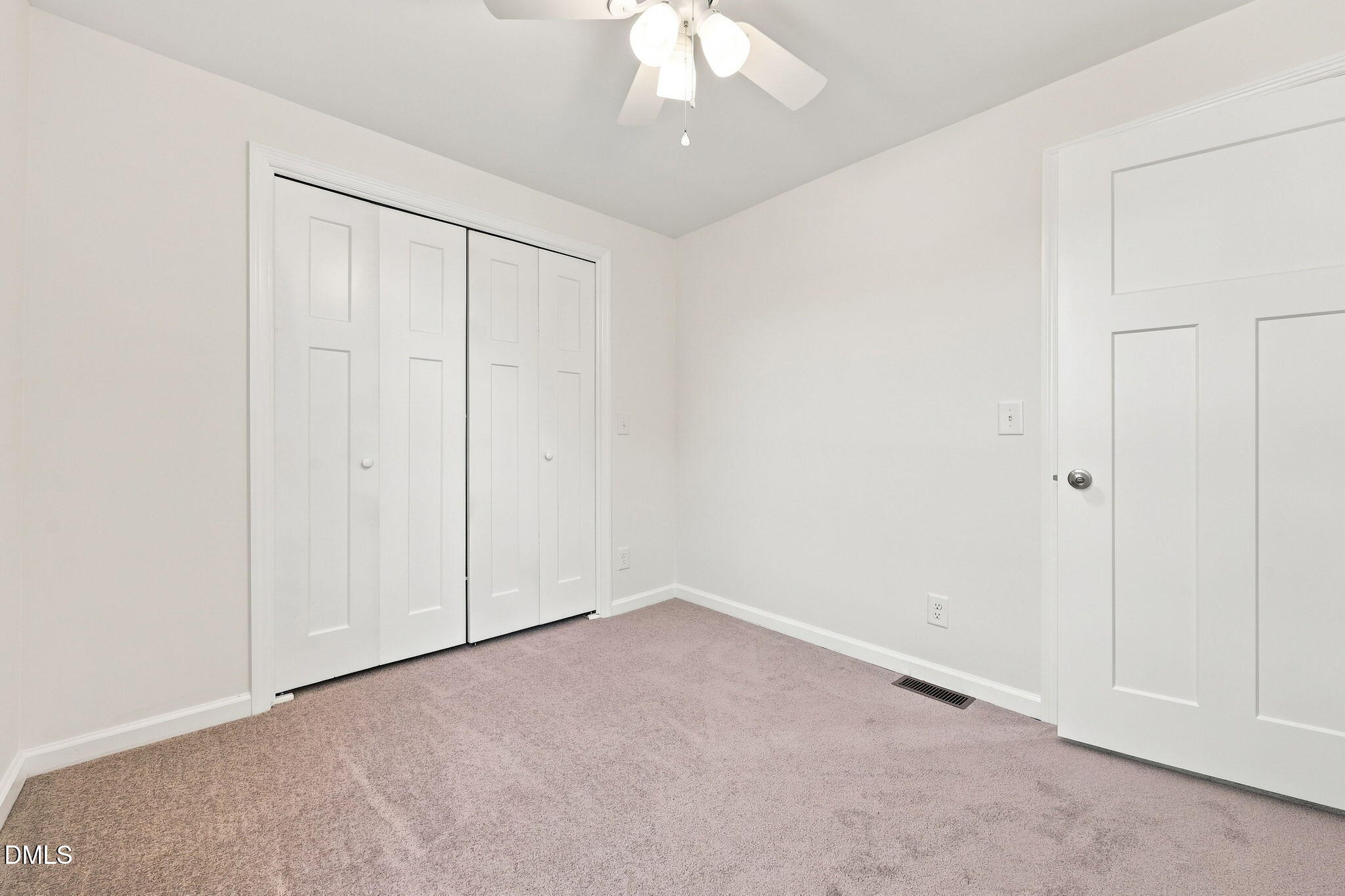 503 Old Post Road Property Photo 24