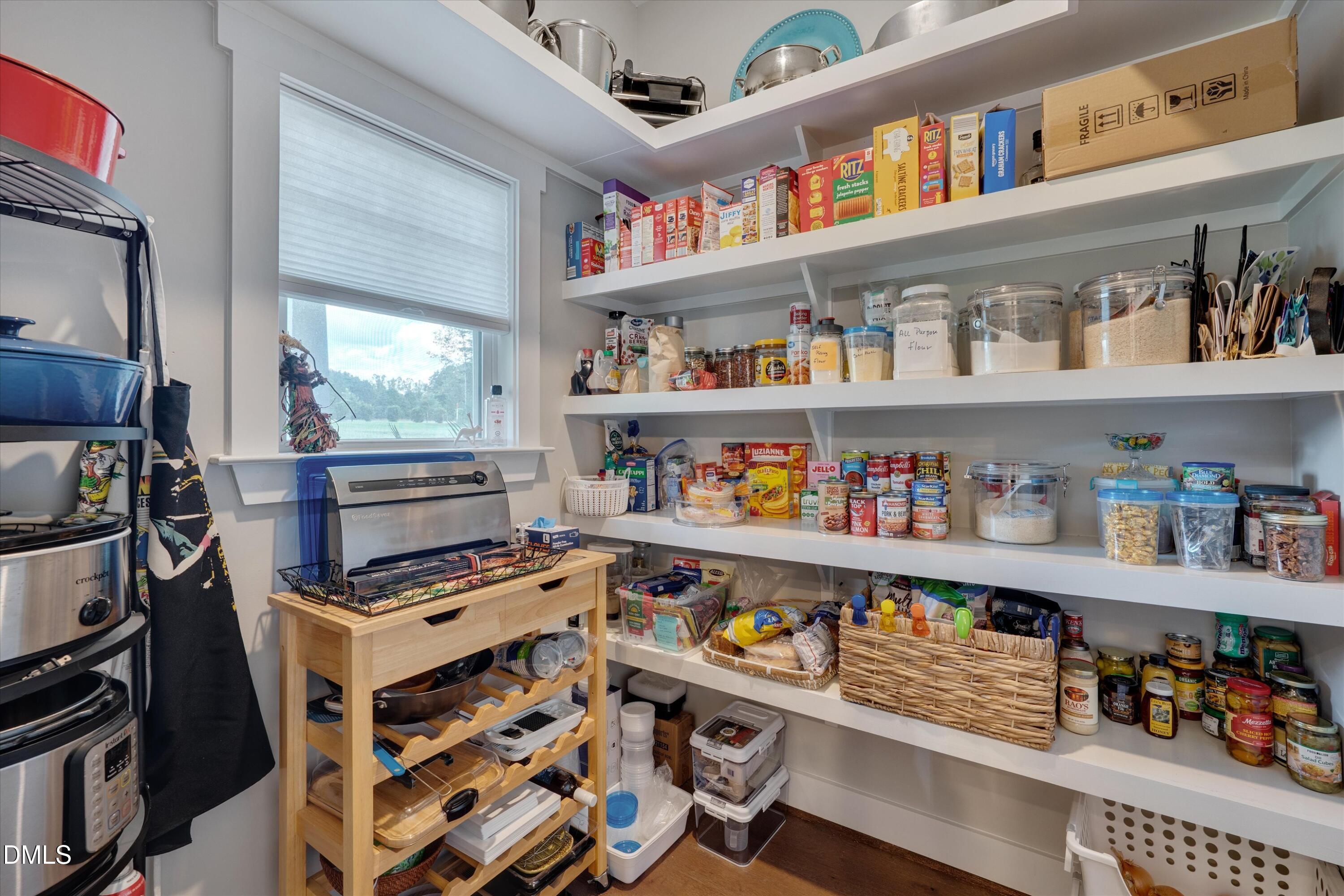 4945 Thomas Road Property Photo 20