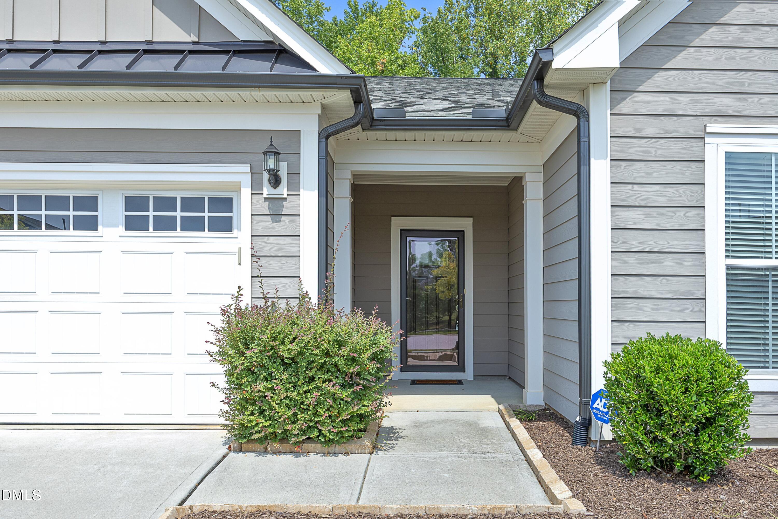 1409 Santa Cruz Street Property Photo 2