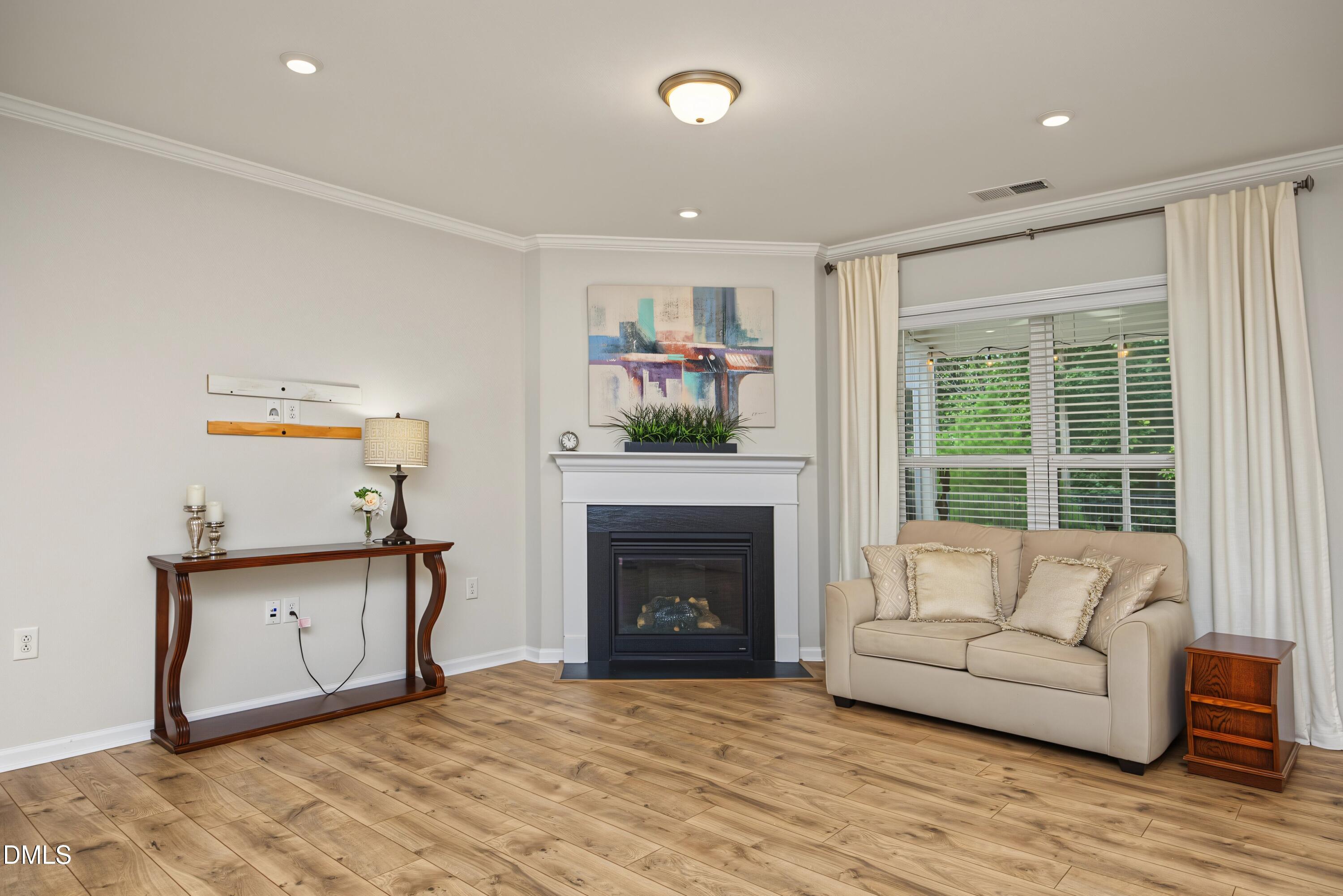 1409 Santa Cruz Street Property Photo 7
