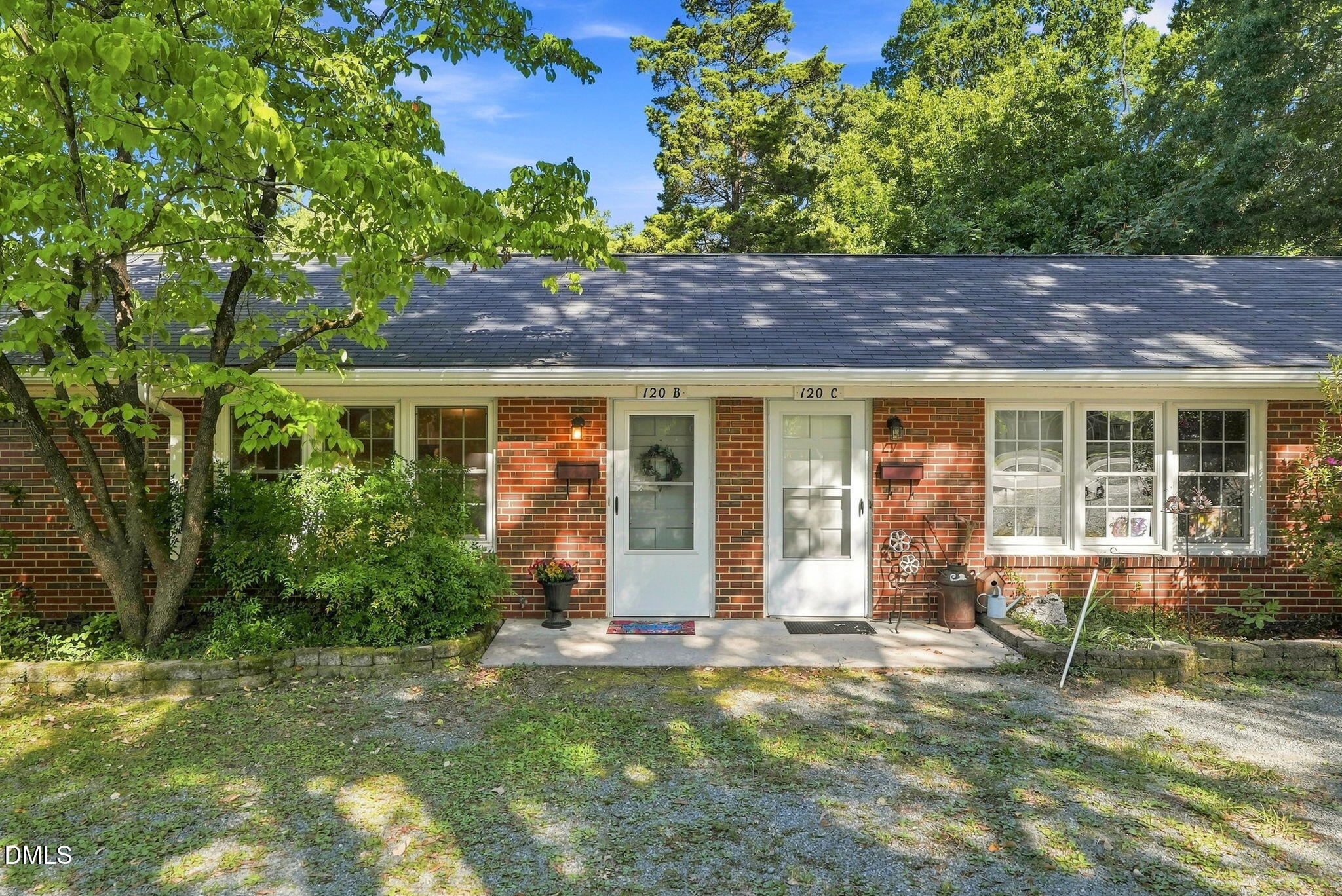 120 Cheek Street B Property Photo 1