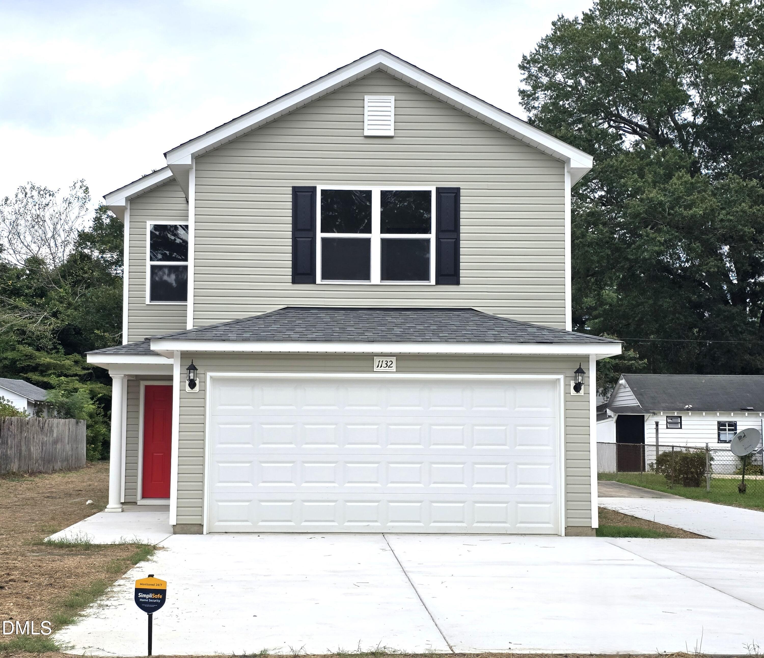 1132 Hill Street Property Photo 1