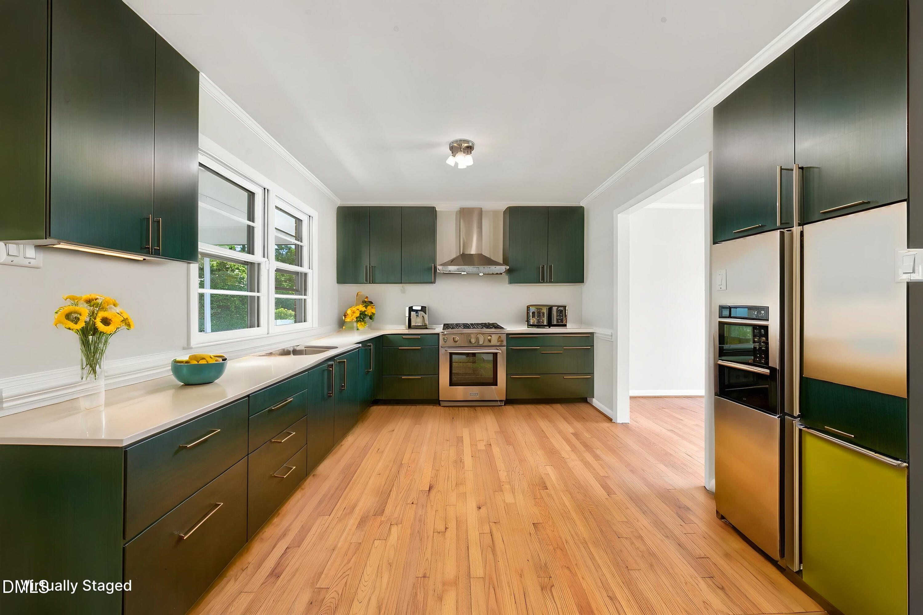 3512 Neptune Drive Property Photo 14