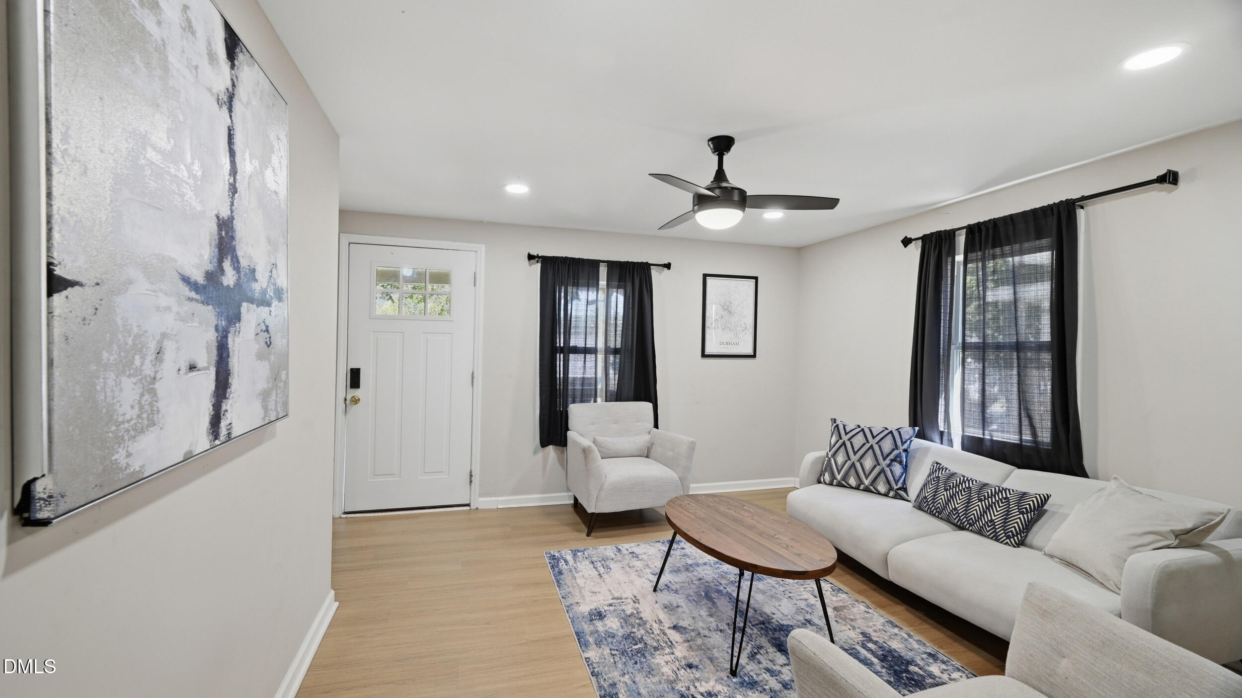 1208 Drew Street Property Photo 5