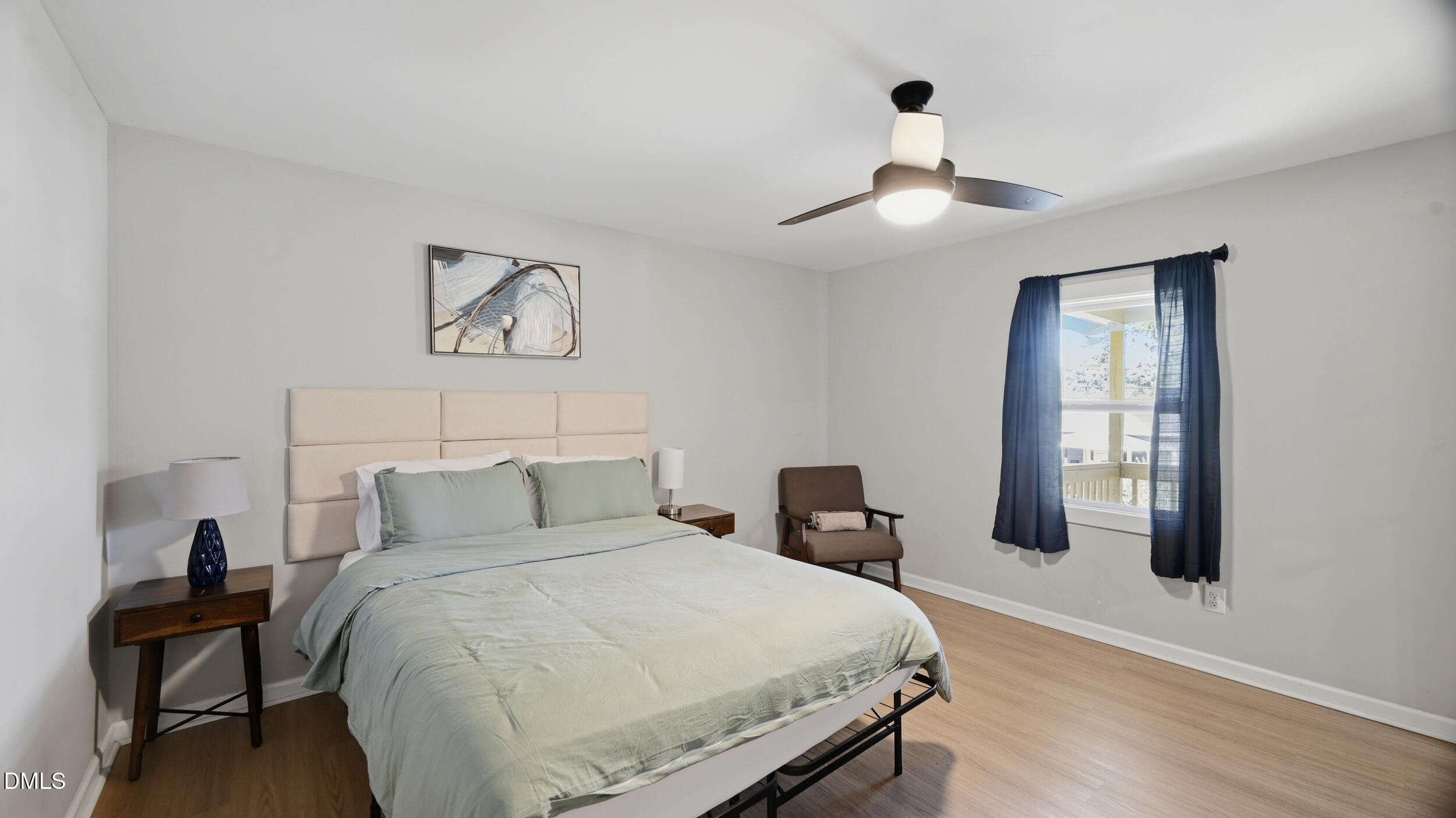 1208 Drew Street Property Photo 8