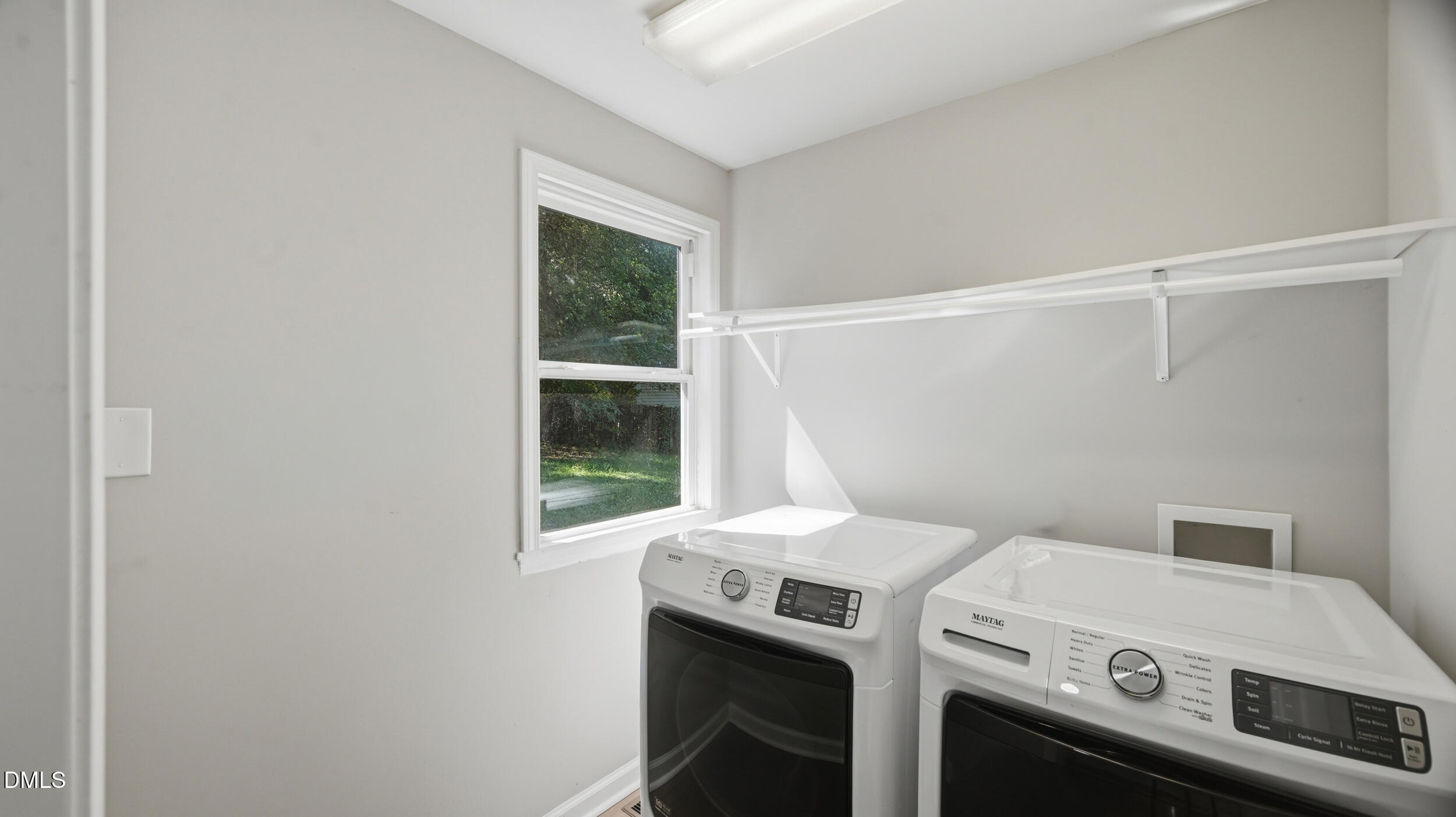 1208 Drew Street Property Photo 20