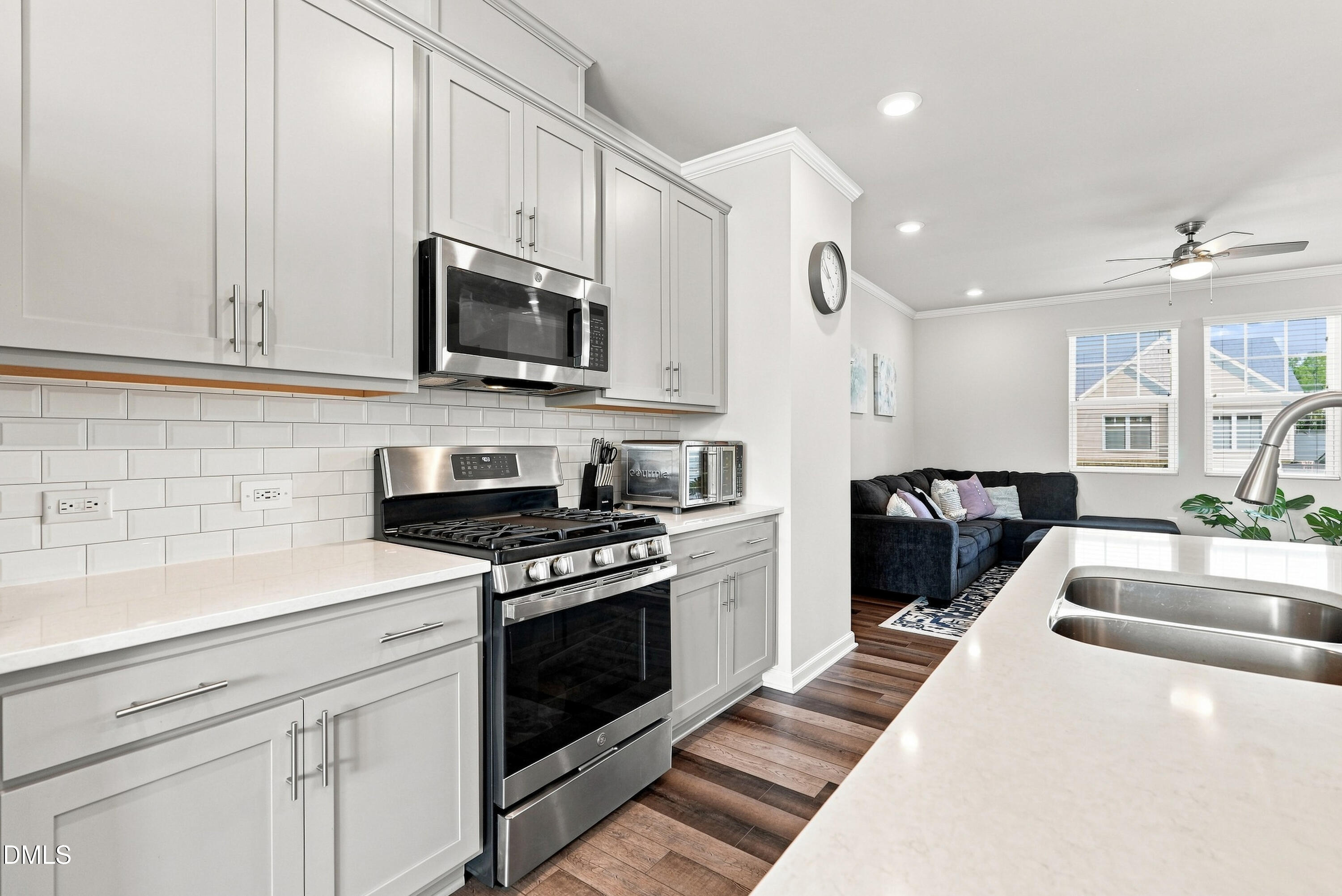 1261 Herb Garden Way Property Photo 14