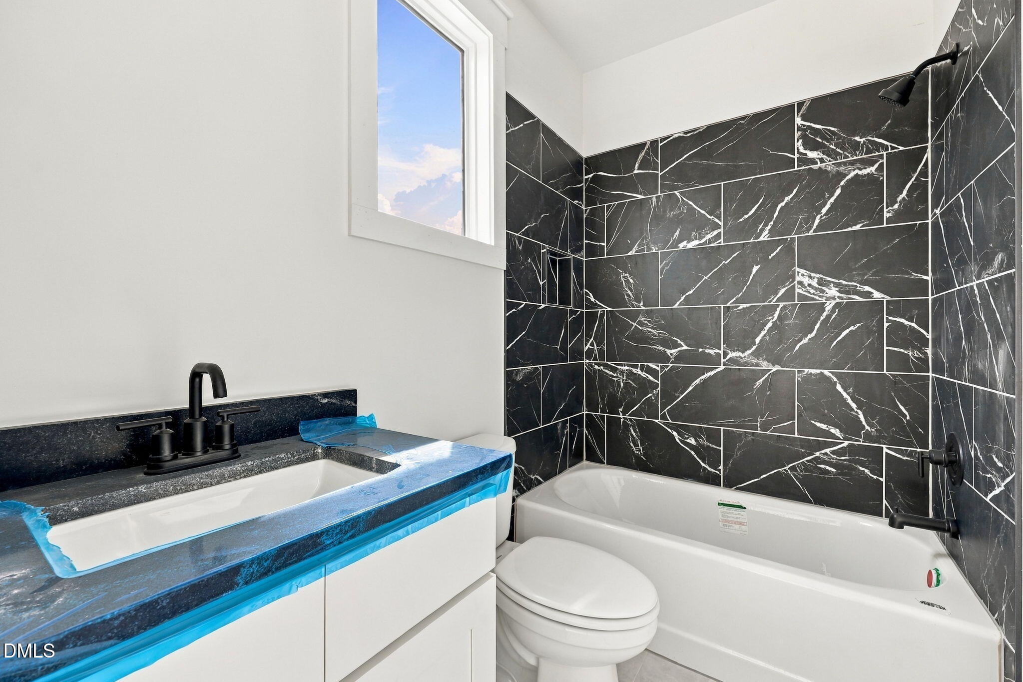 814 E Davie Street Property Photo 19