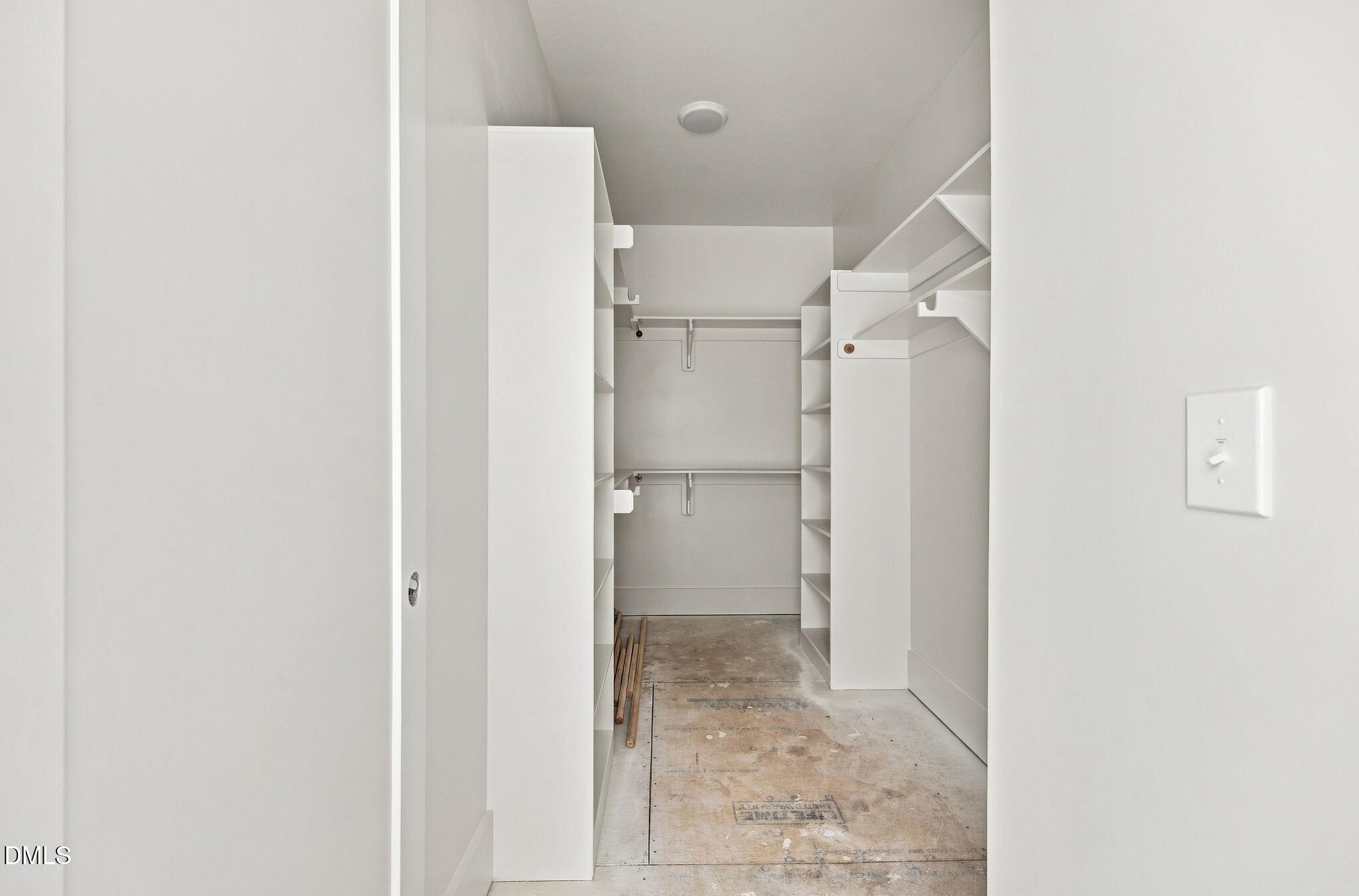 814 E Davie Street Property Photo 25