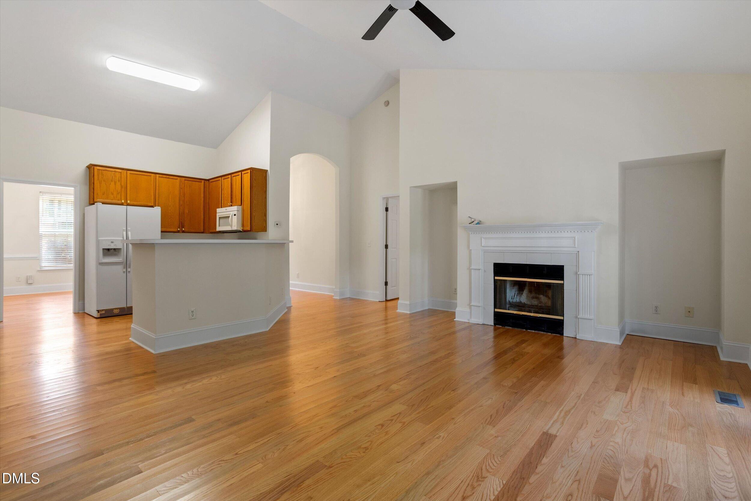 1004 Creek Haven Drive Property Photo 8
