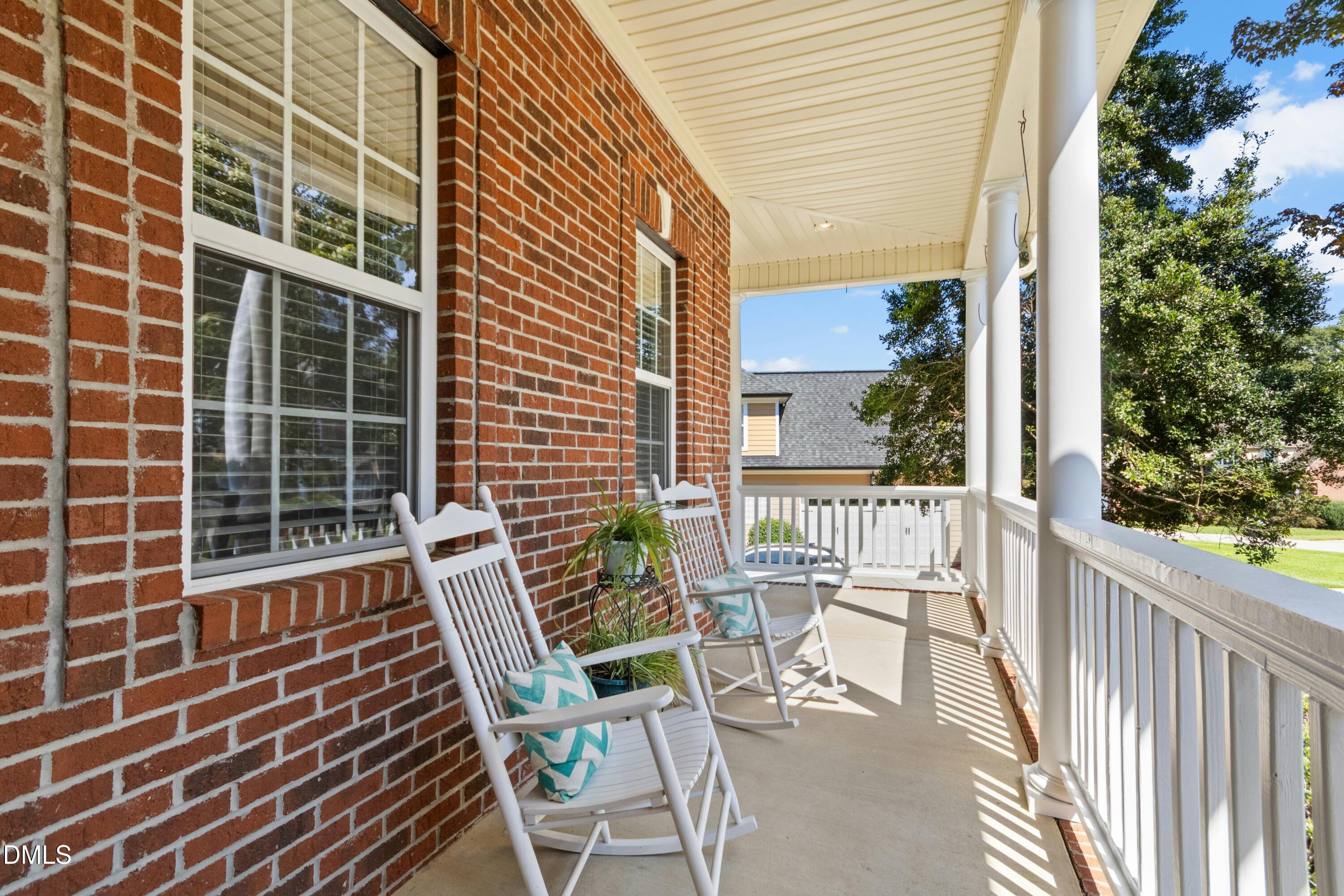 505 River Knoll Drive Property Photo 5