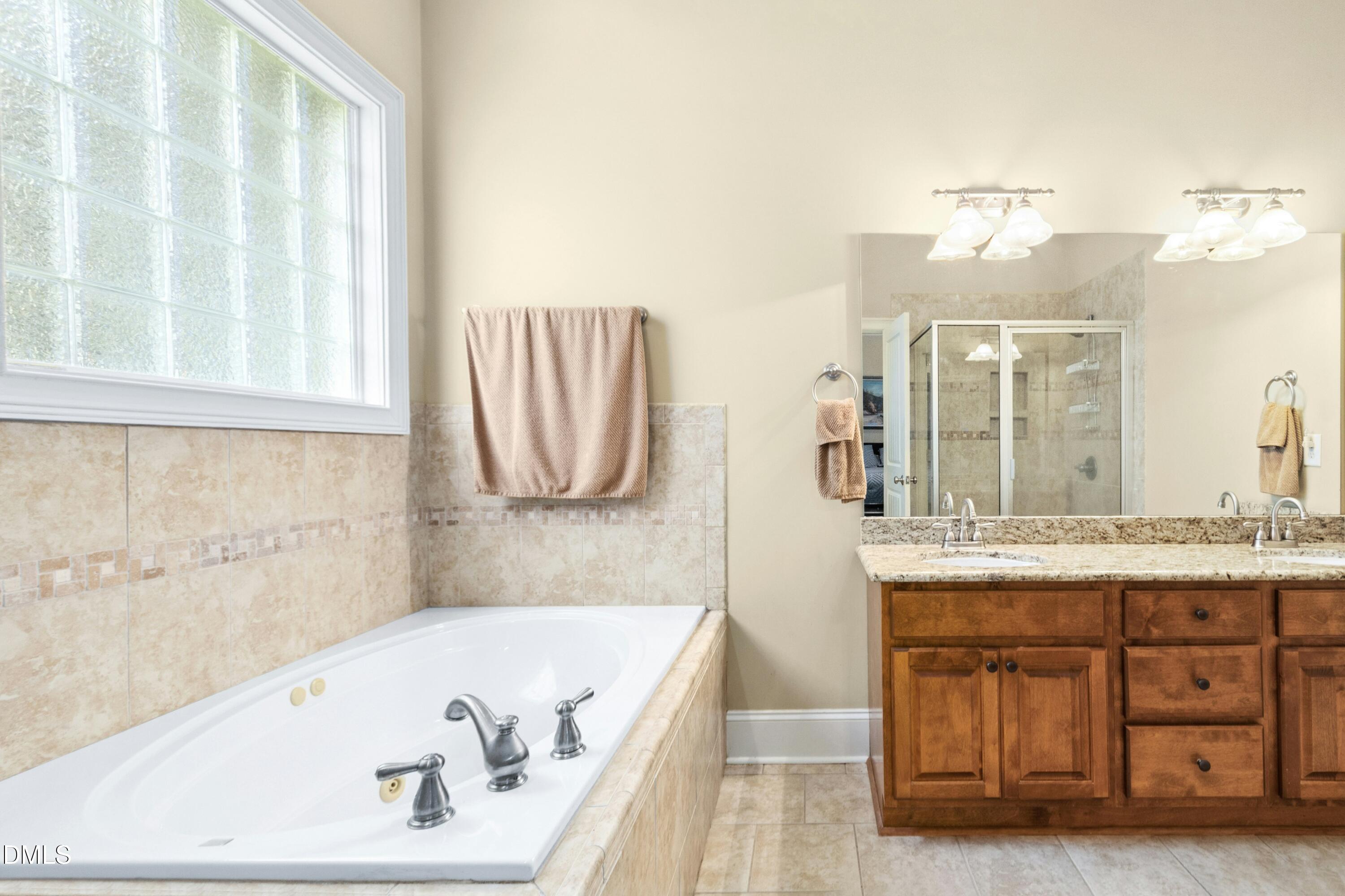 505 River Knoll Drive Property Photo 21