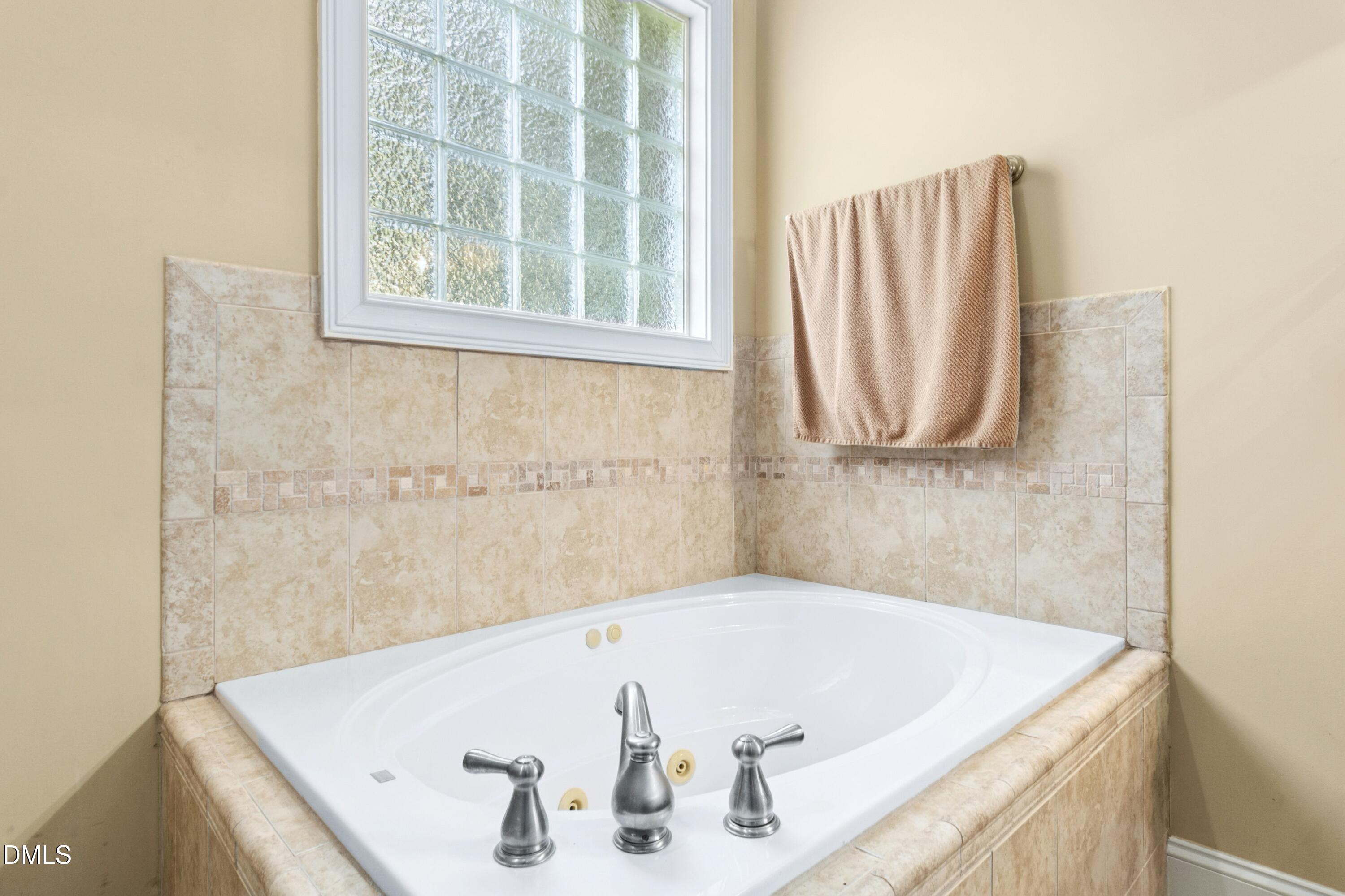 505 River Knoll Drive Property Photo 22