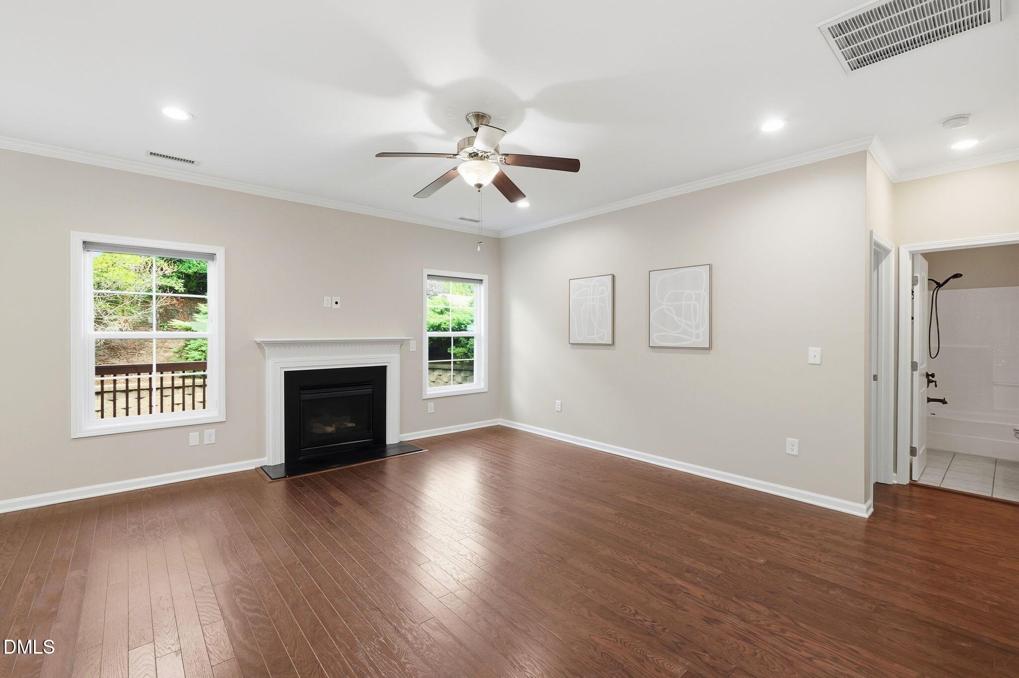 228 Strolling Way Property Photo 8