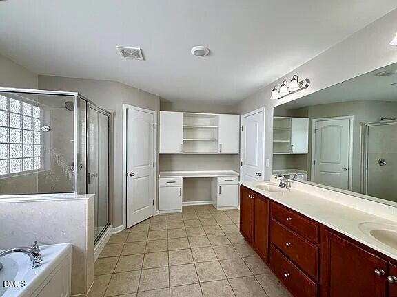 228 Strolling Way Property Photo 17