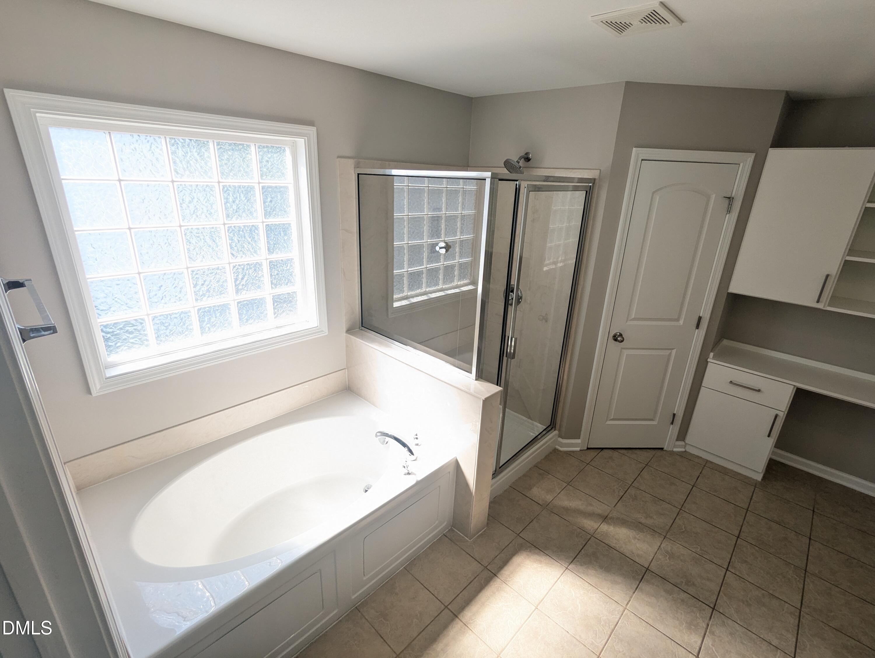 228 Strolling Way Property Photo 19