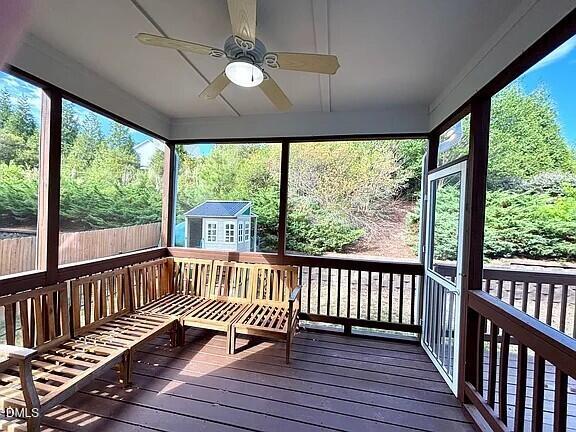 228 Strolling Way Property Photo 20