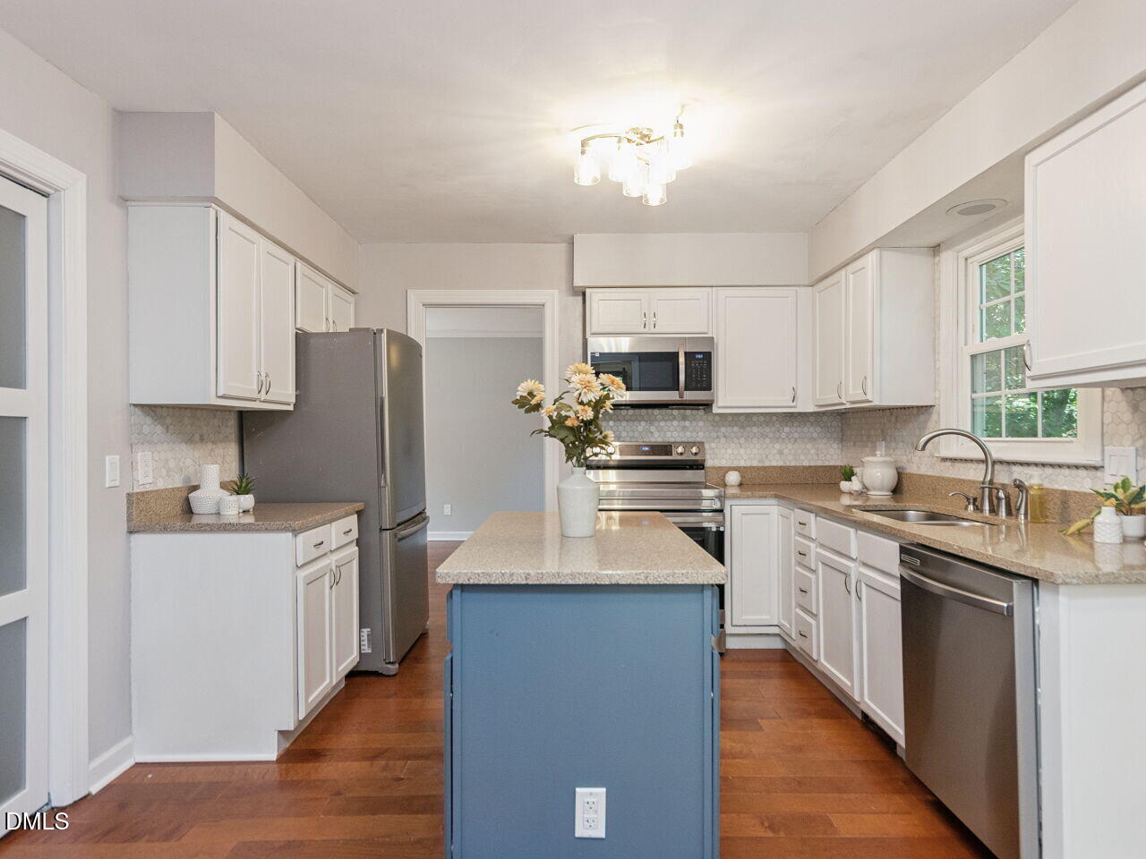 1 Leeward Court Property Photo 7