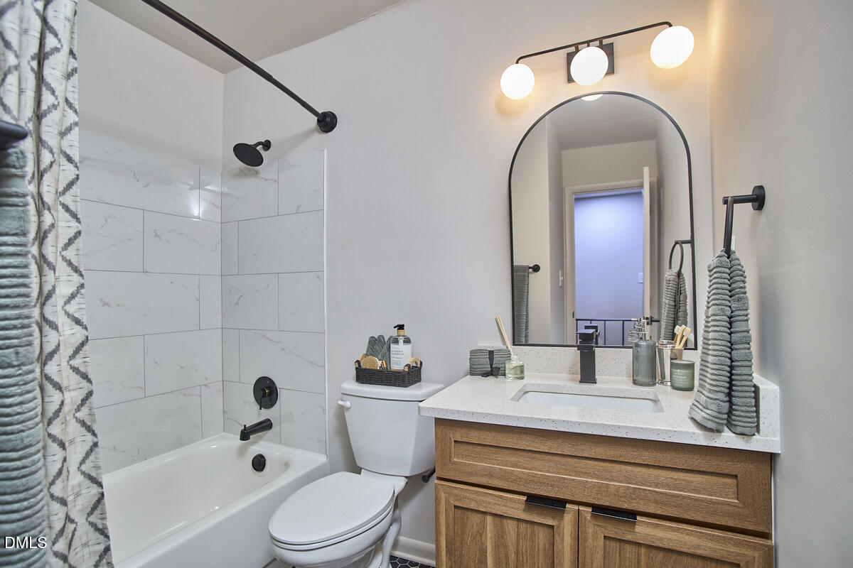 2613 Mcneil Street B Property Photo 25