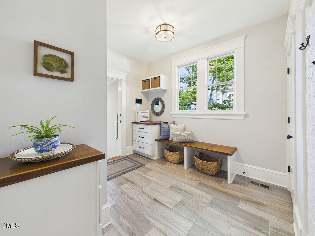 106 E Trinity Avenue Property Photo 23
