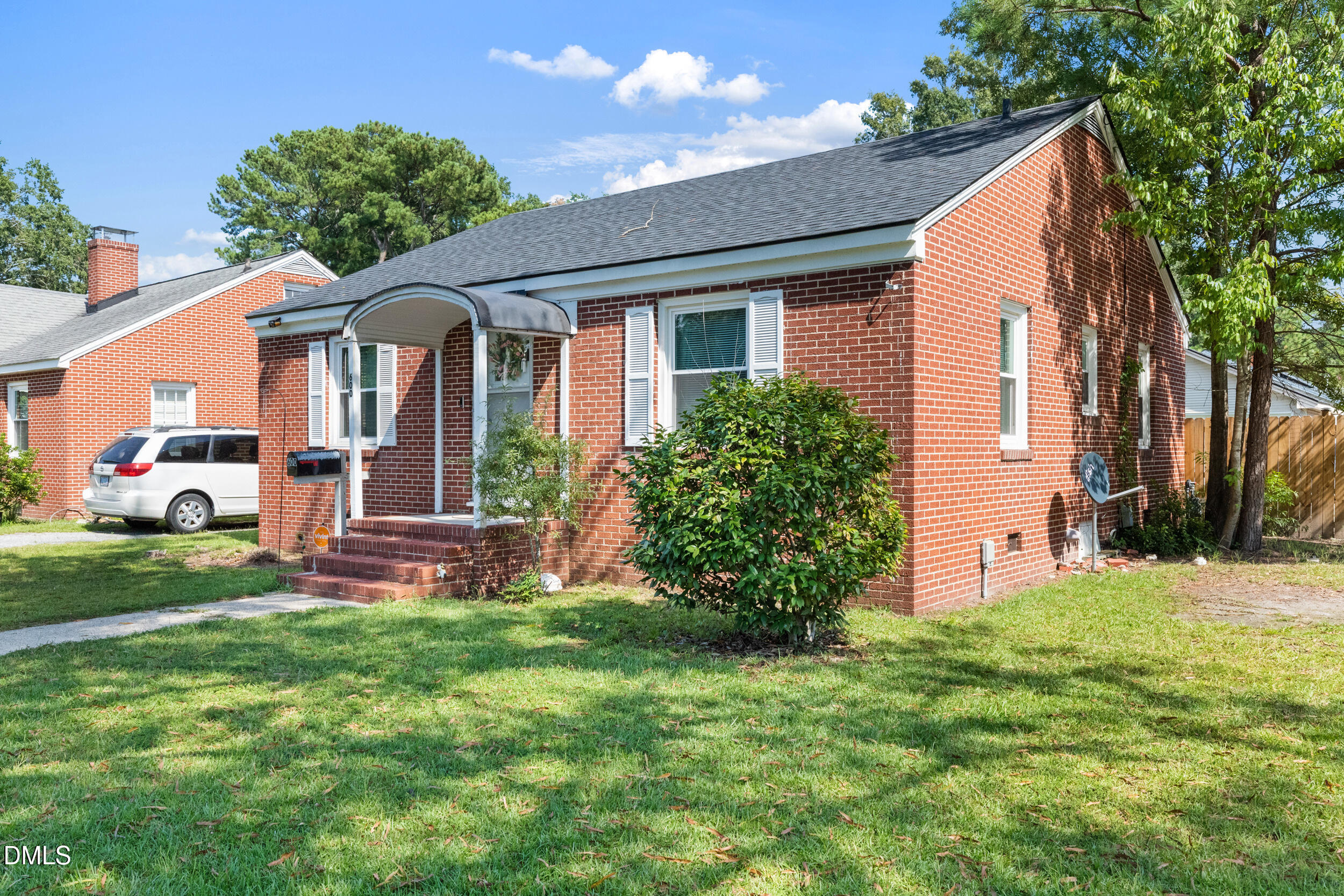 600 N Raiford Street Property Photo 3
