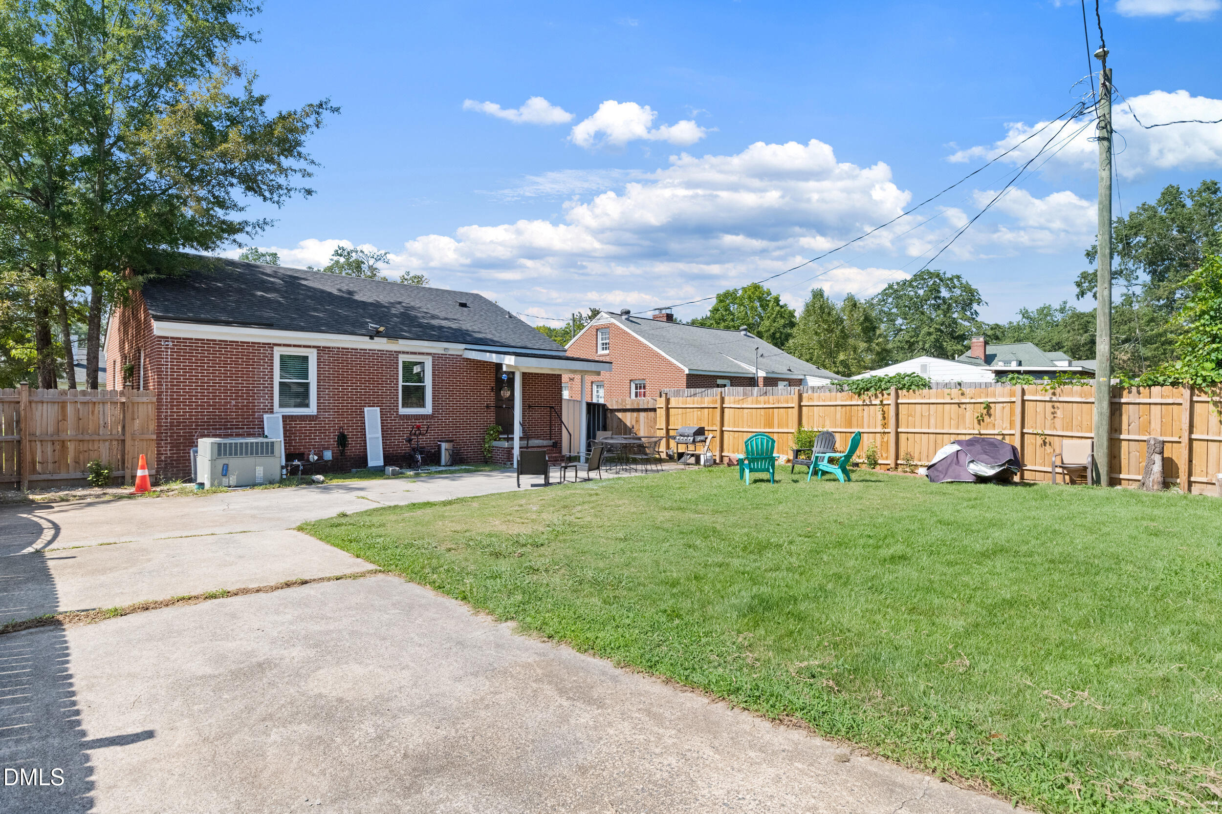 600 N Raiford Street Property Photo 7