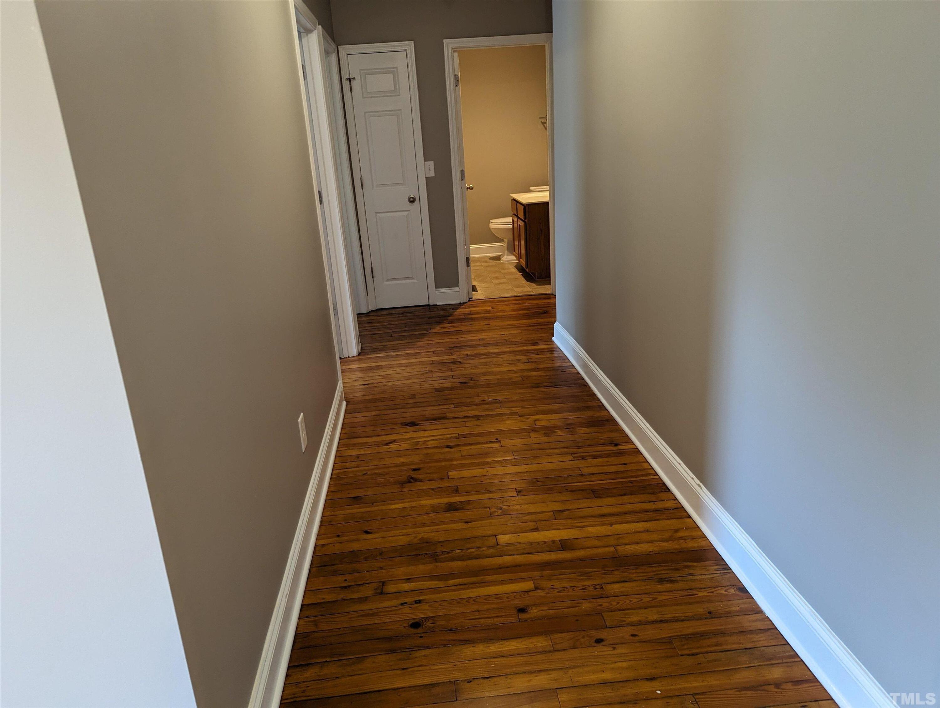 608 N Maple Street Property Photo 10