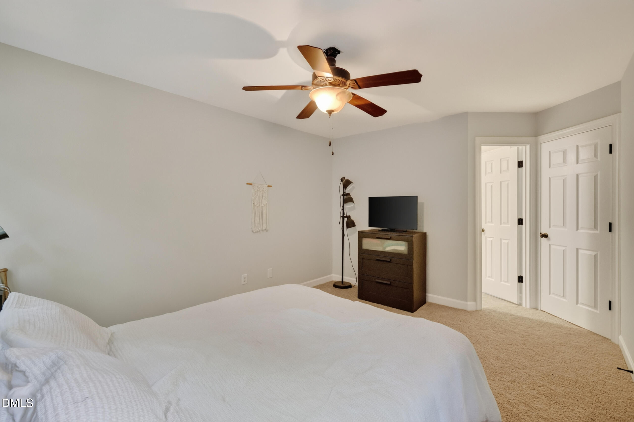 636 Harris Point Way Property Photo 28