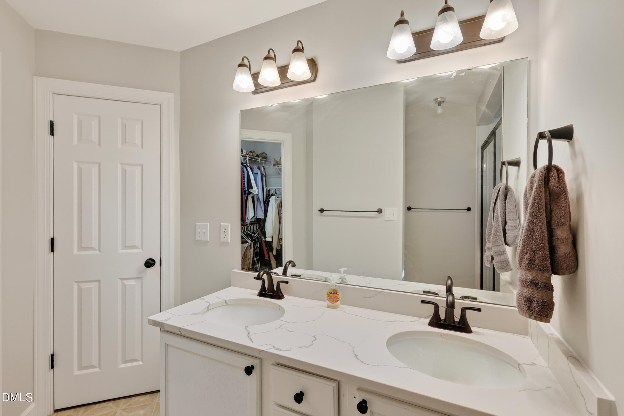 636 Harris Point Way Property Photo 32