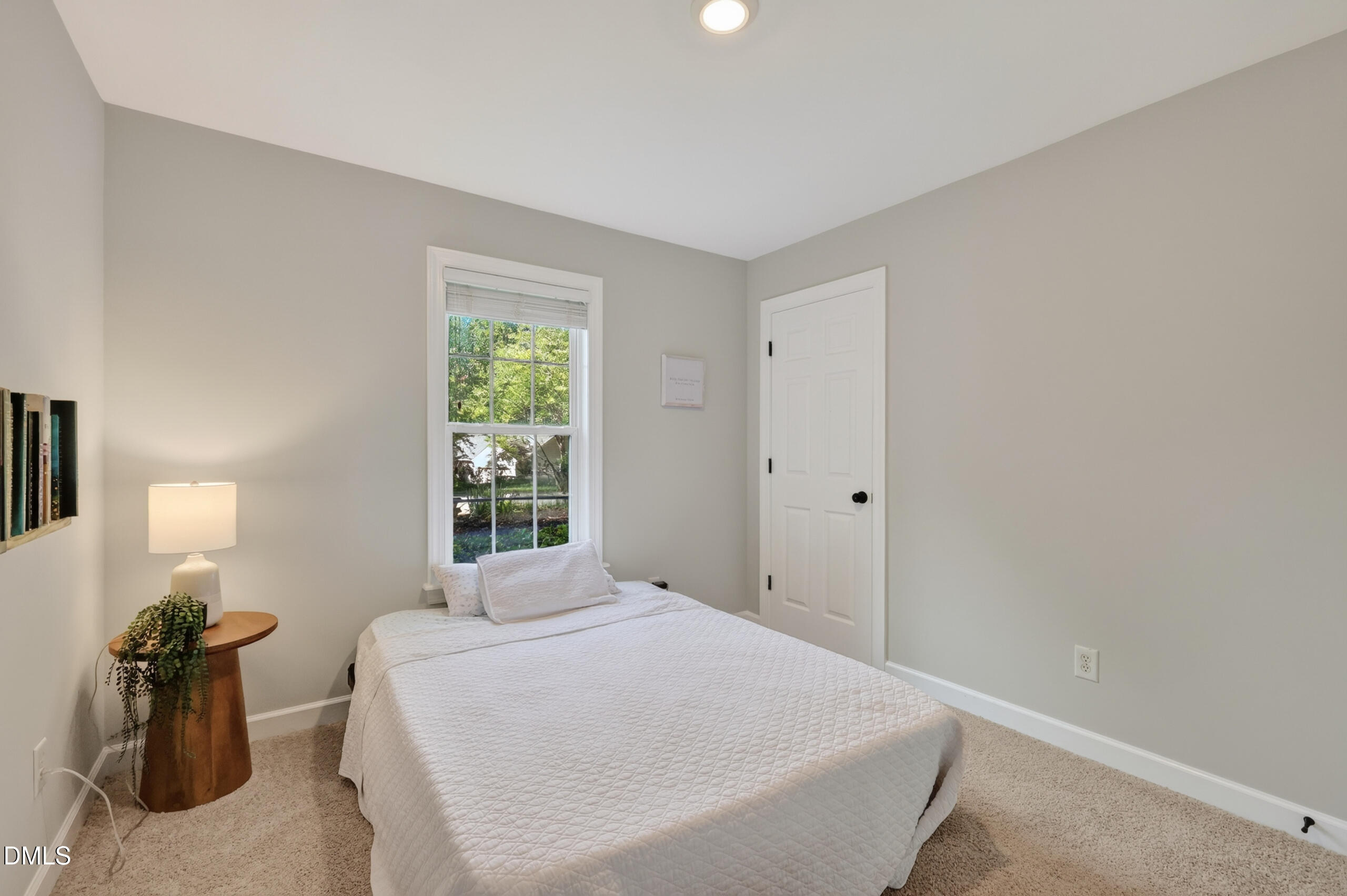 636 Harris Point Way Property Photo 36