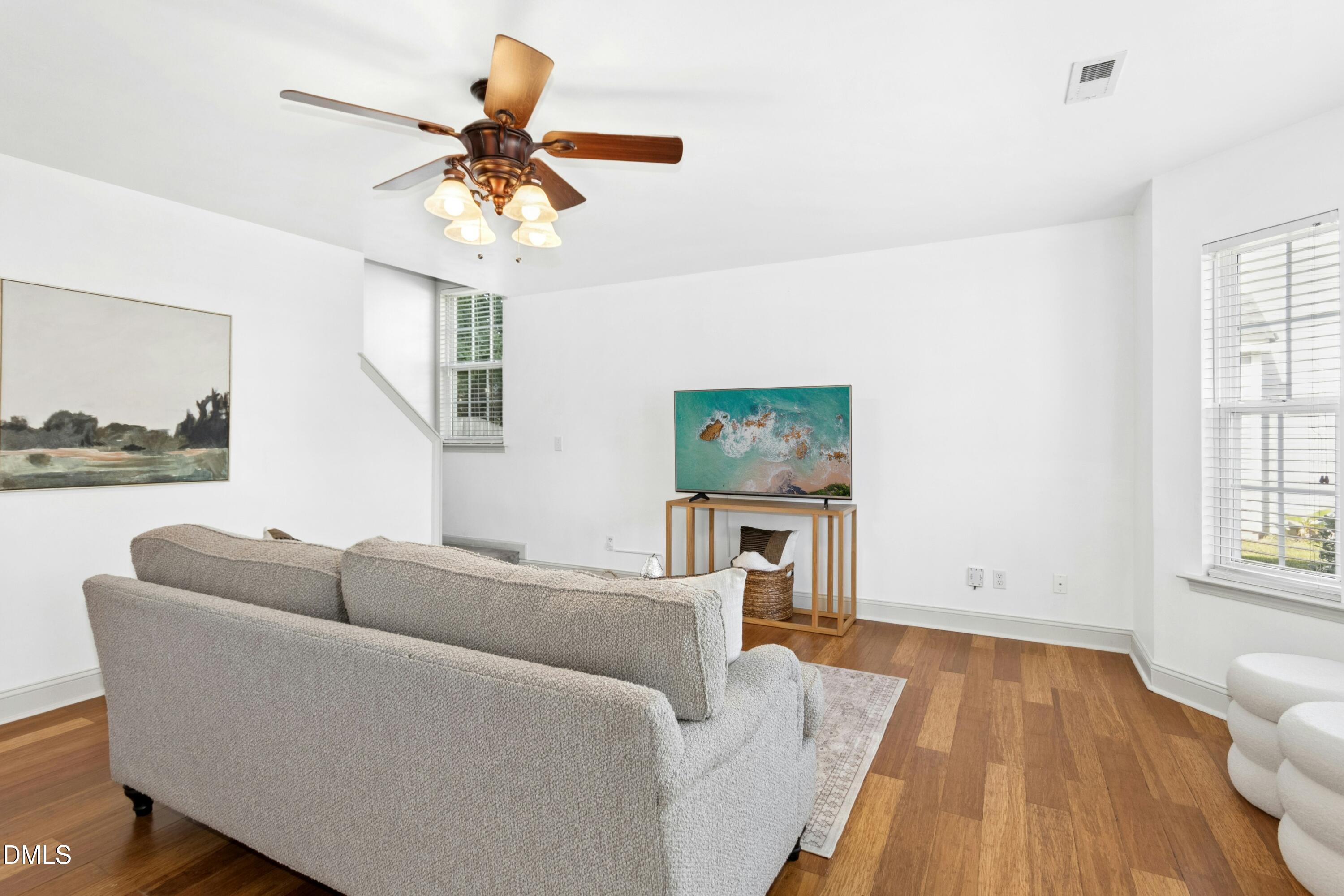 201 Taylor Glen Drive Property Photo 5