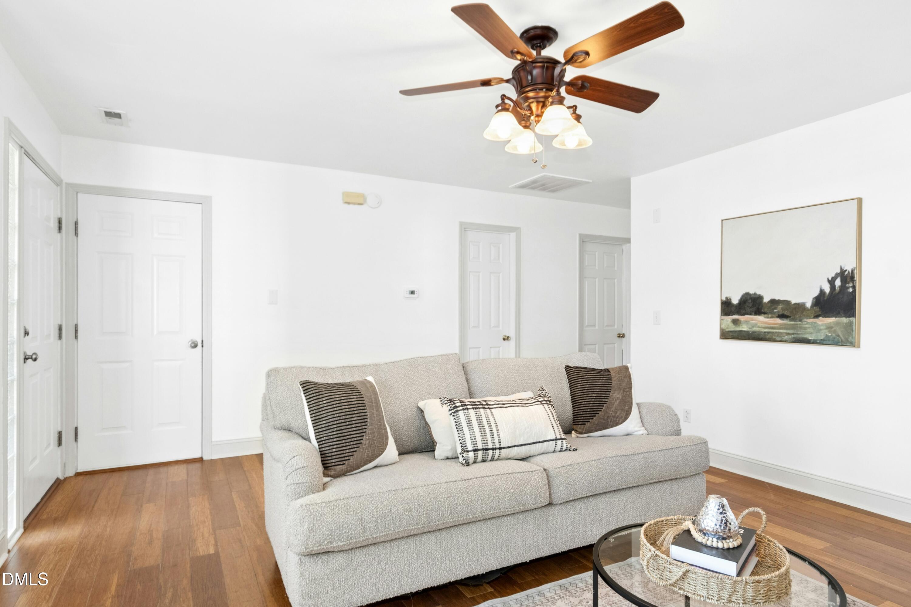 201 Taylor Glen Drive Property Photo 7