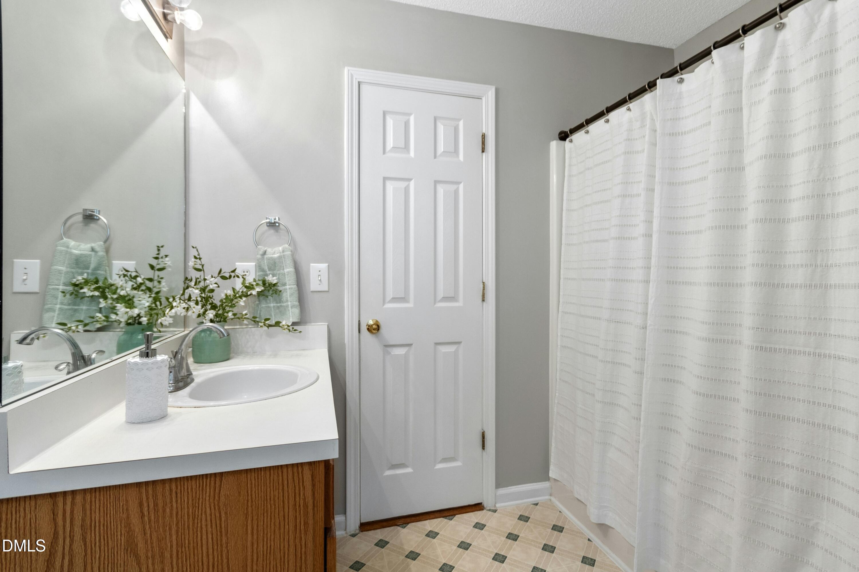 201 Taylor Glen Drive Property Photo 16