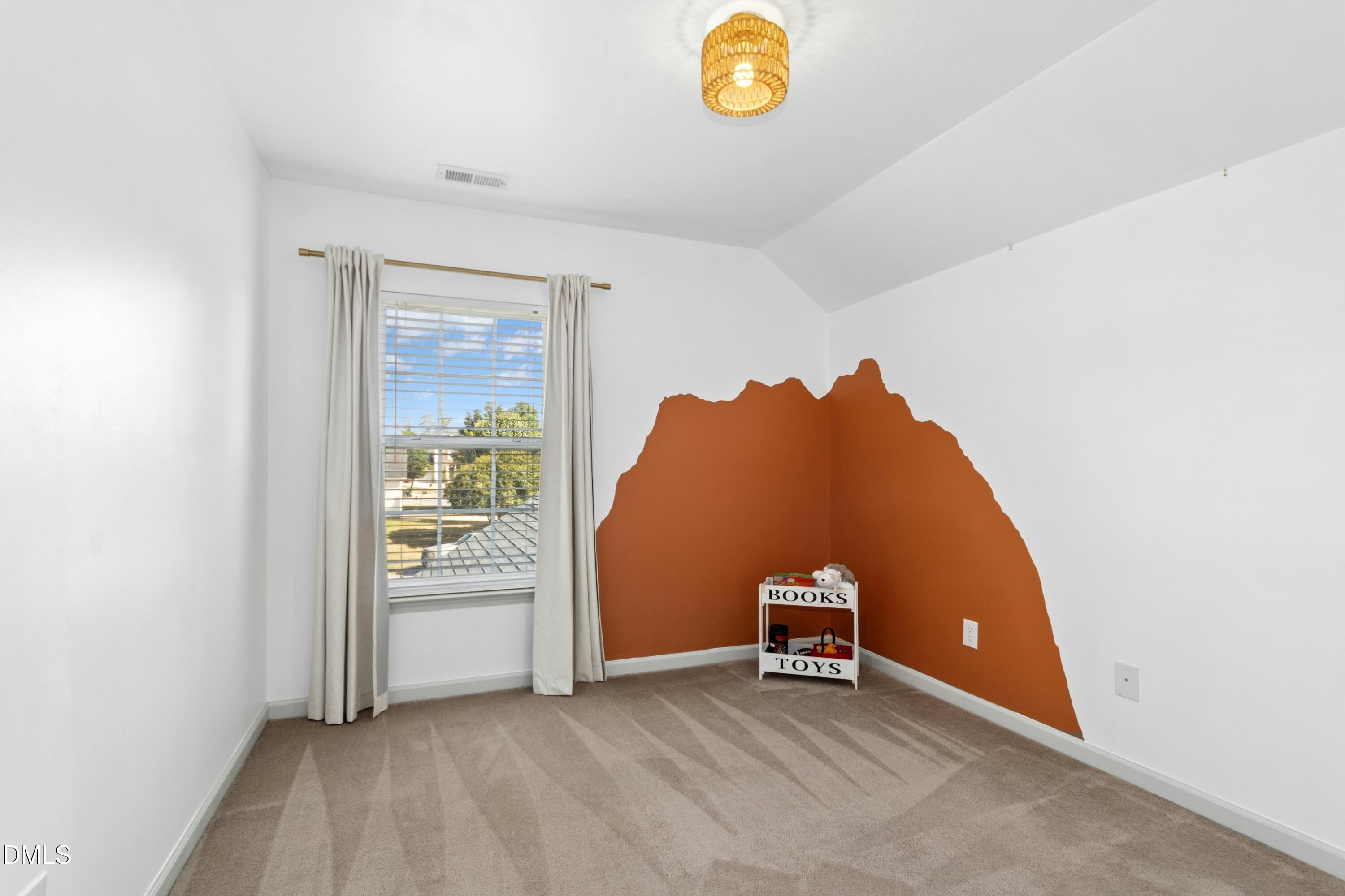 201 Taylor Glen Drive Property Photo 21