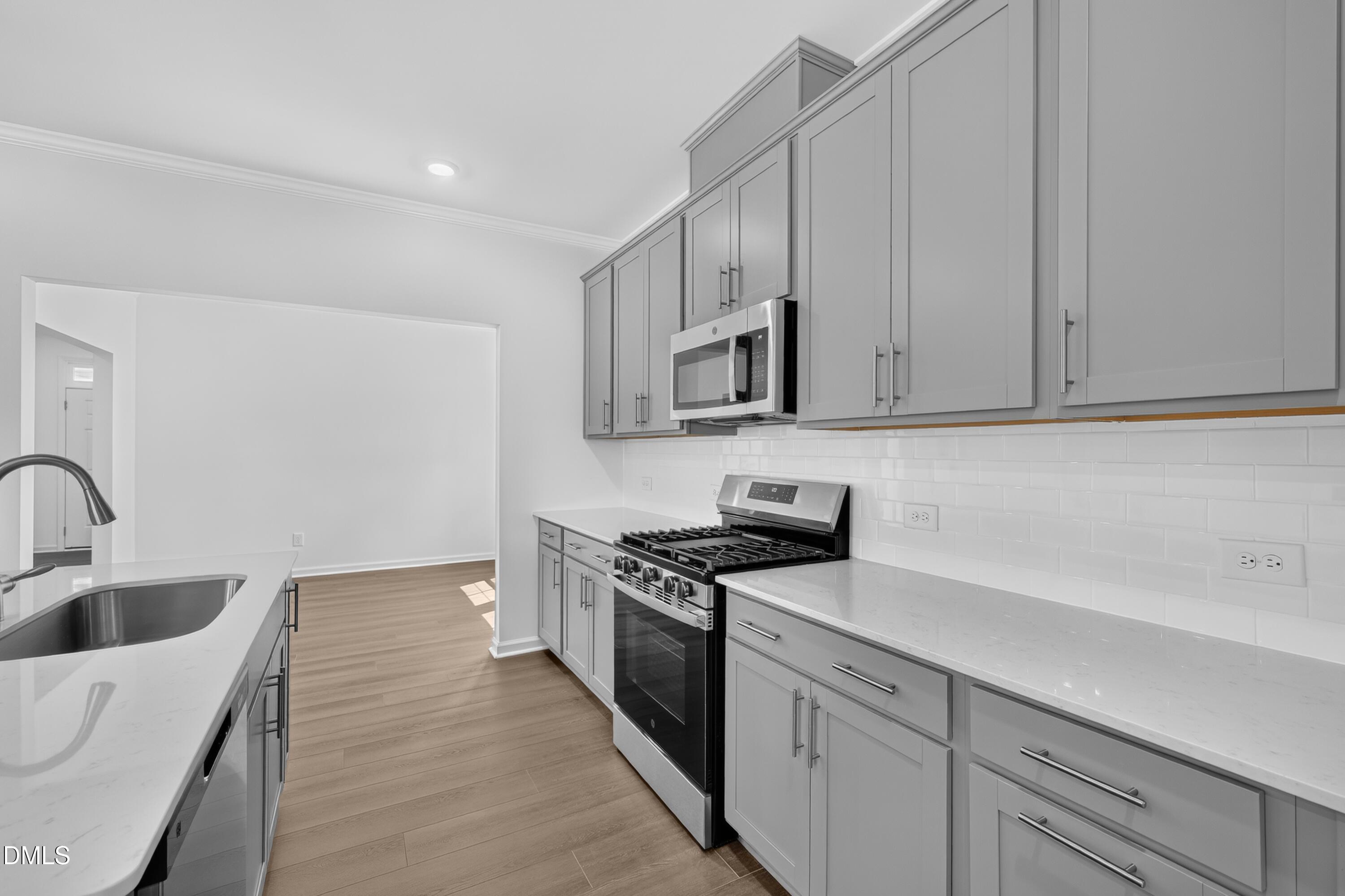 120 Tarnet Trail Property Photo 7