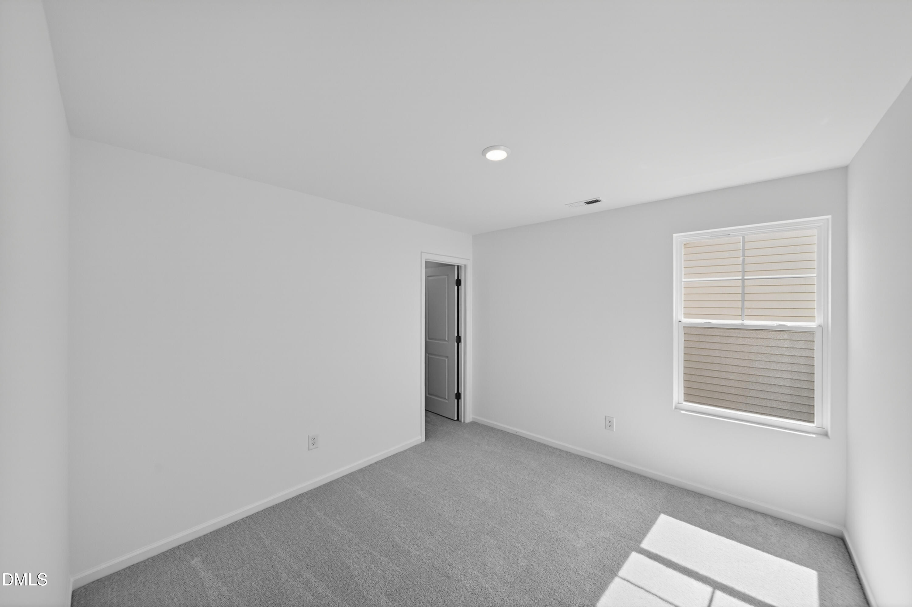 120 Tarnet Trail Property Photo 14