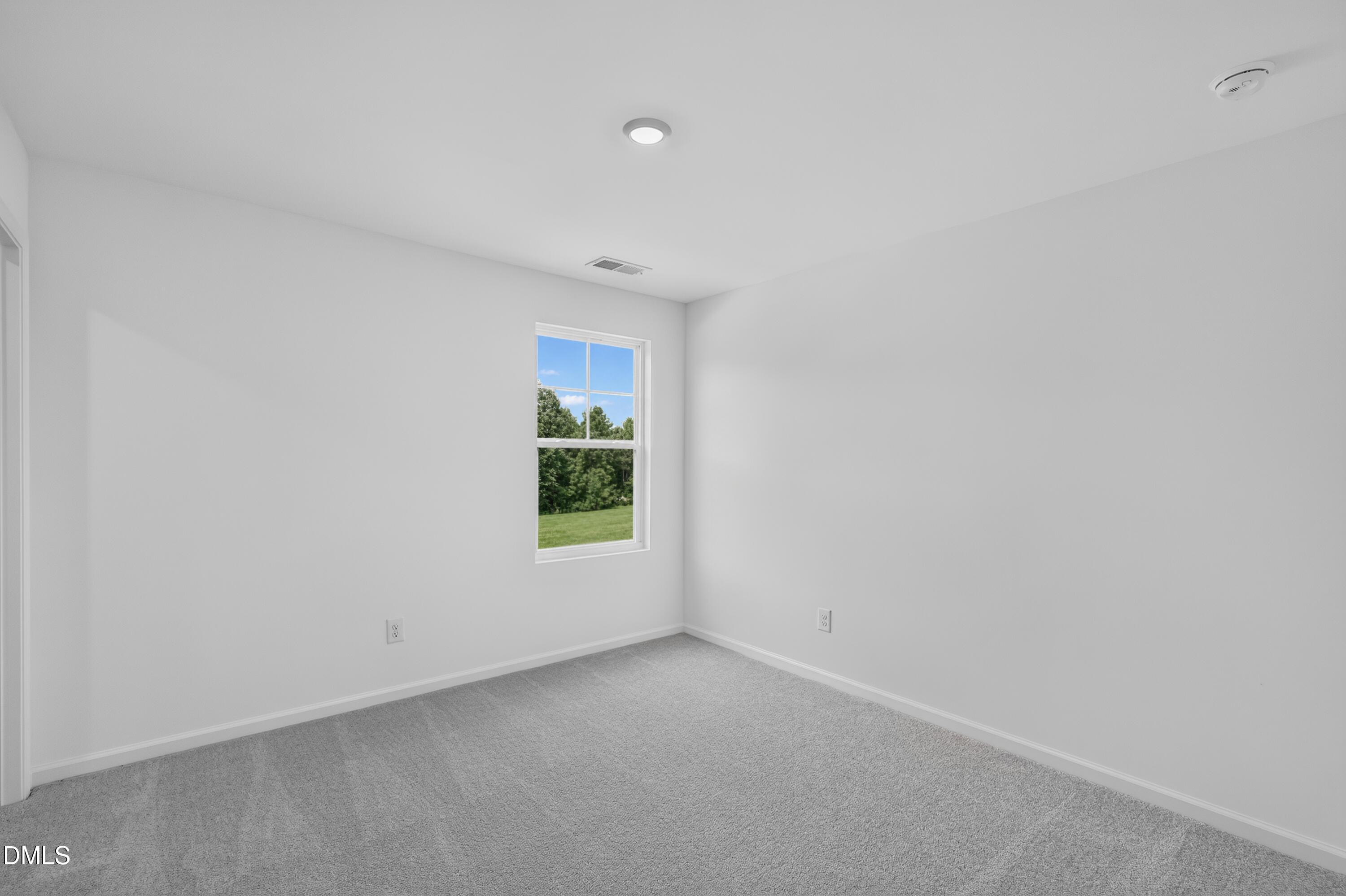 120 Tarnet Trail Property Photo 17