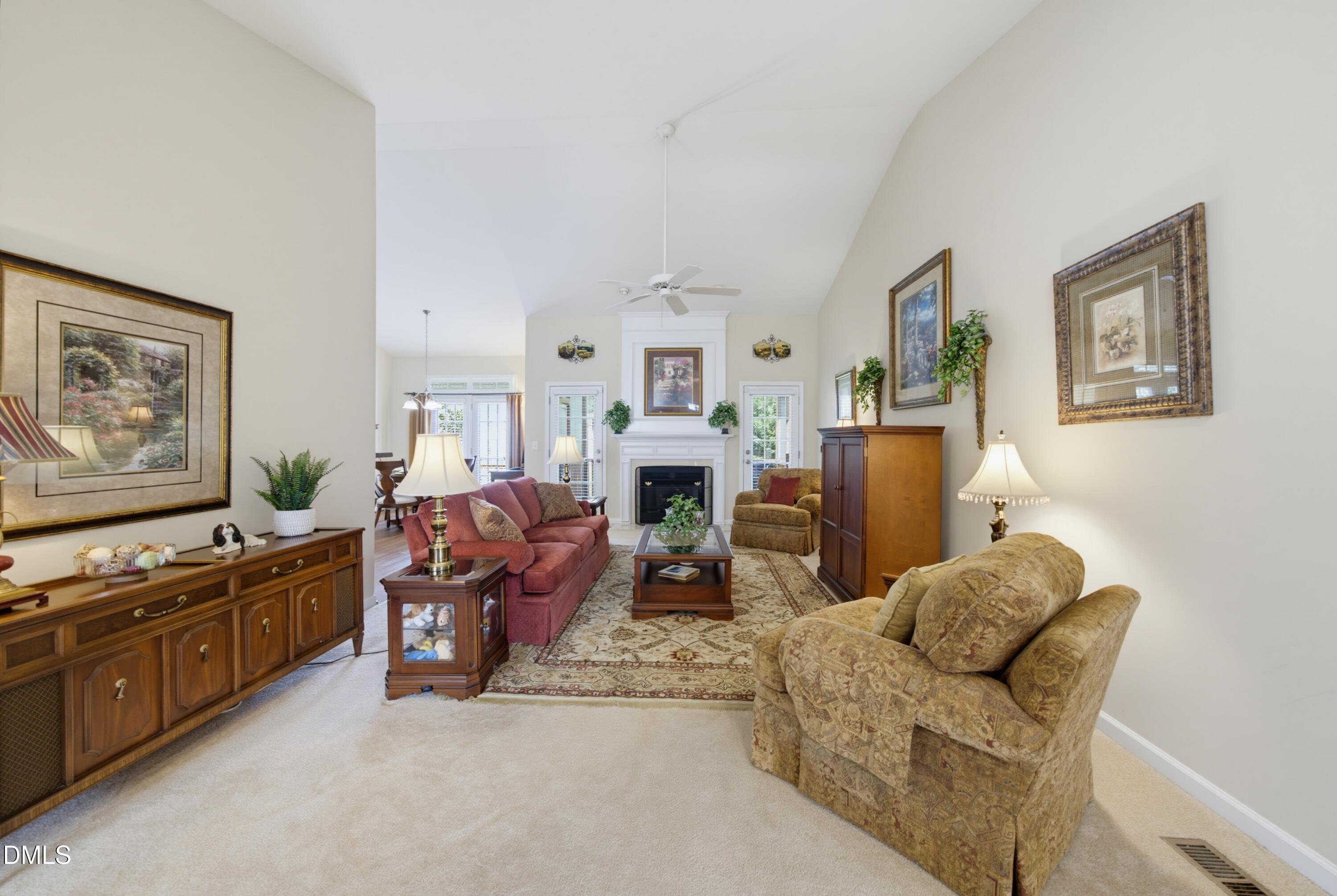 1022 Delta River Way Property Photo 9