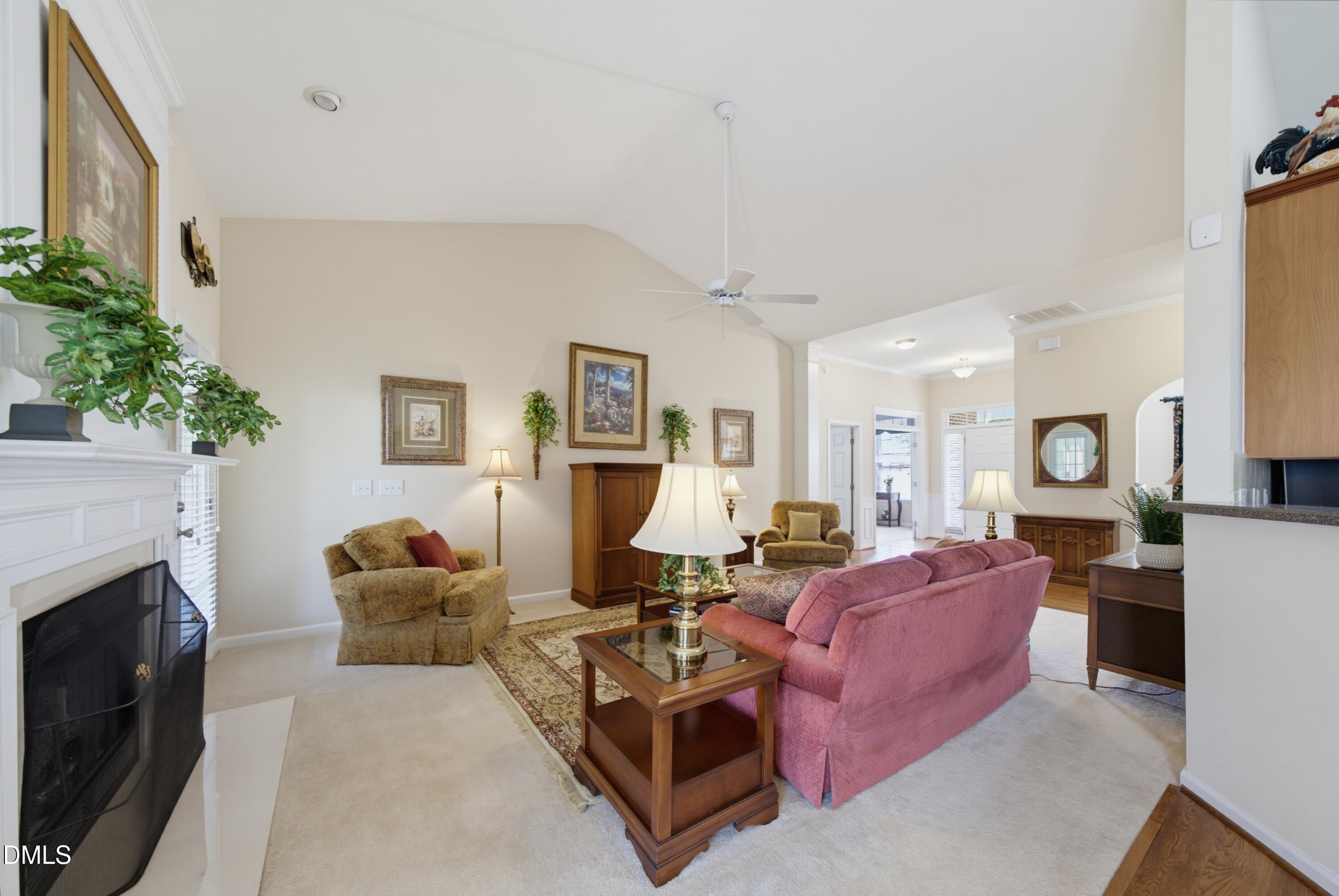 1022 Delta River Way Property Photo 11