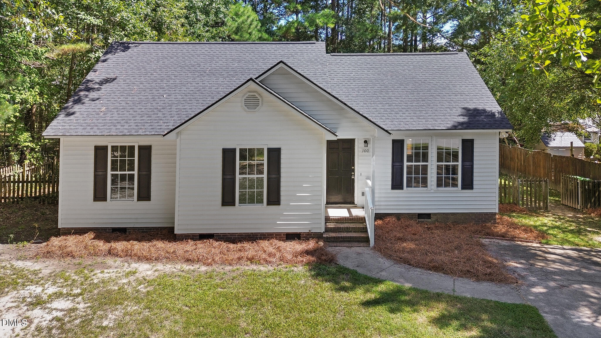 100 Southland Drive Property Photo 1