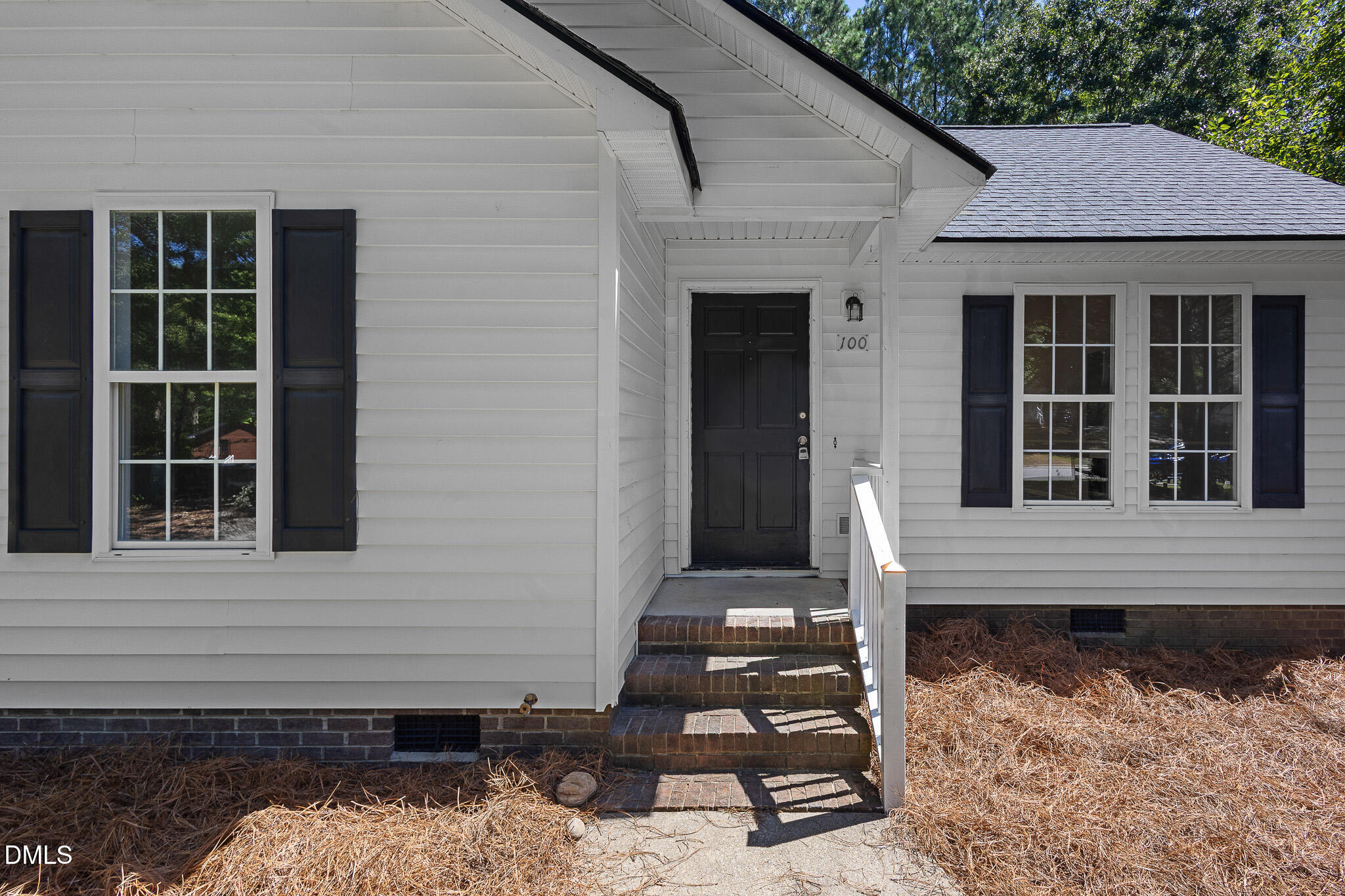 100 Southland Drive Property Photo 3