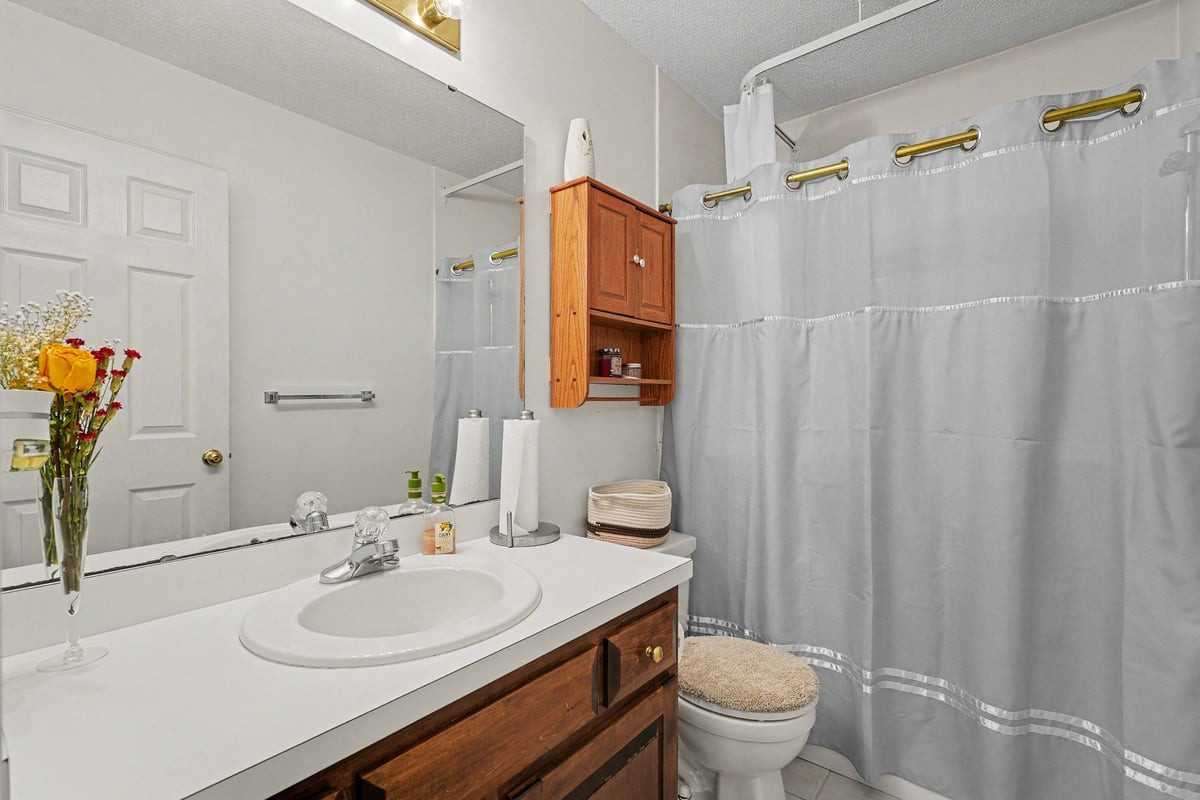 1145 Forest Glen Drive Property Photo 17