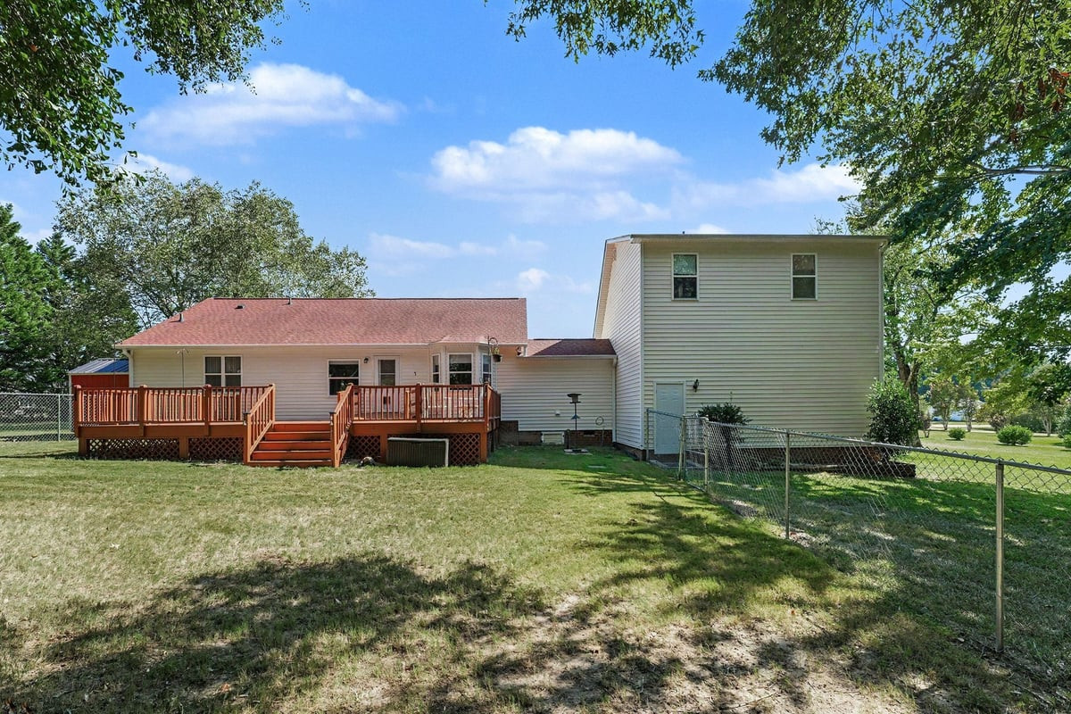 1145 Forest Glen Drive Property Photo 23